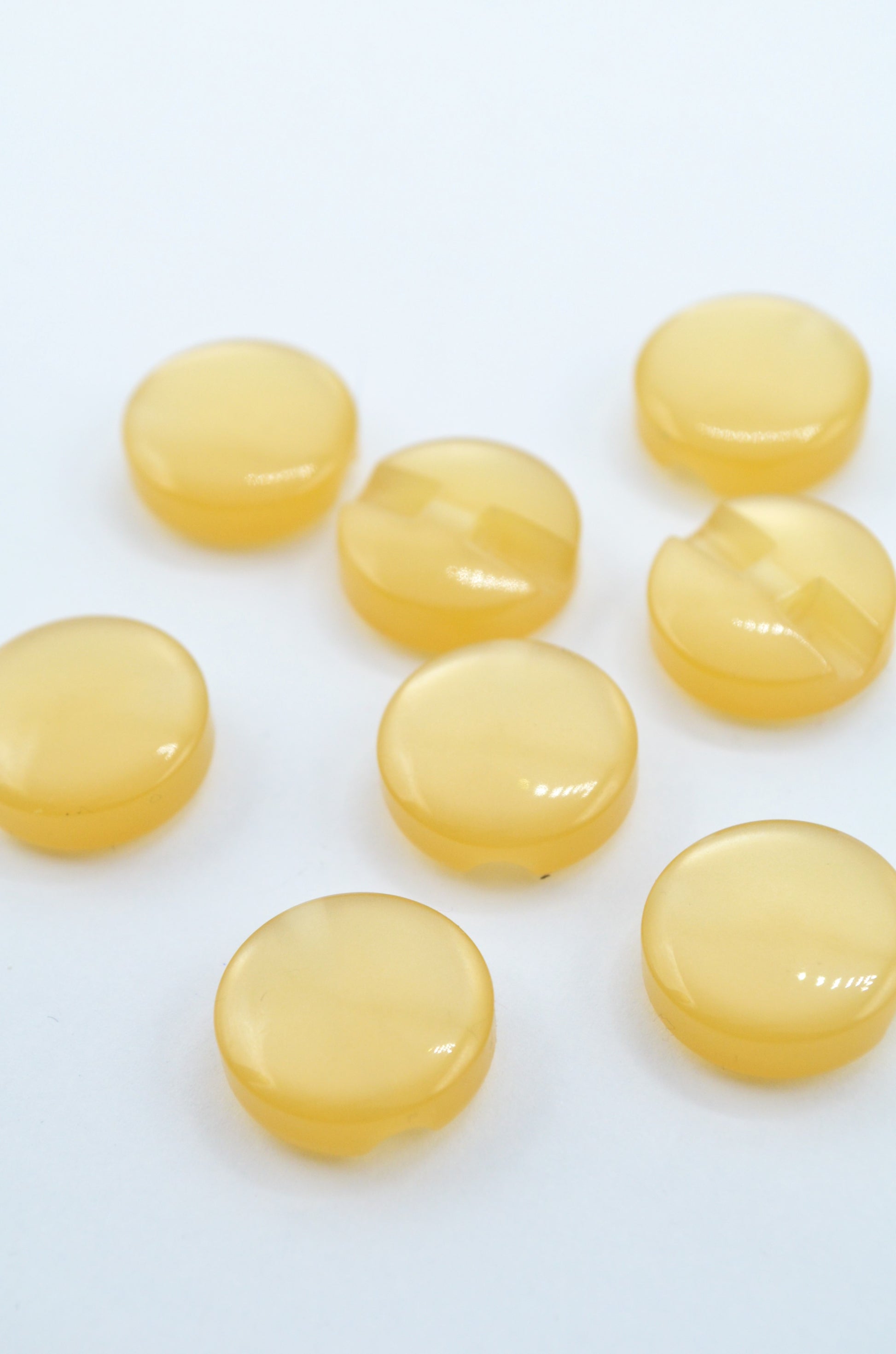 Nasturi De Plastic 17mm, Bej