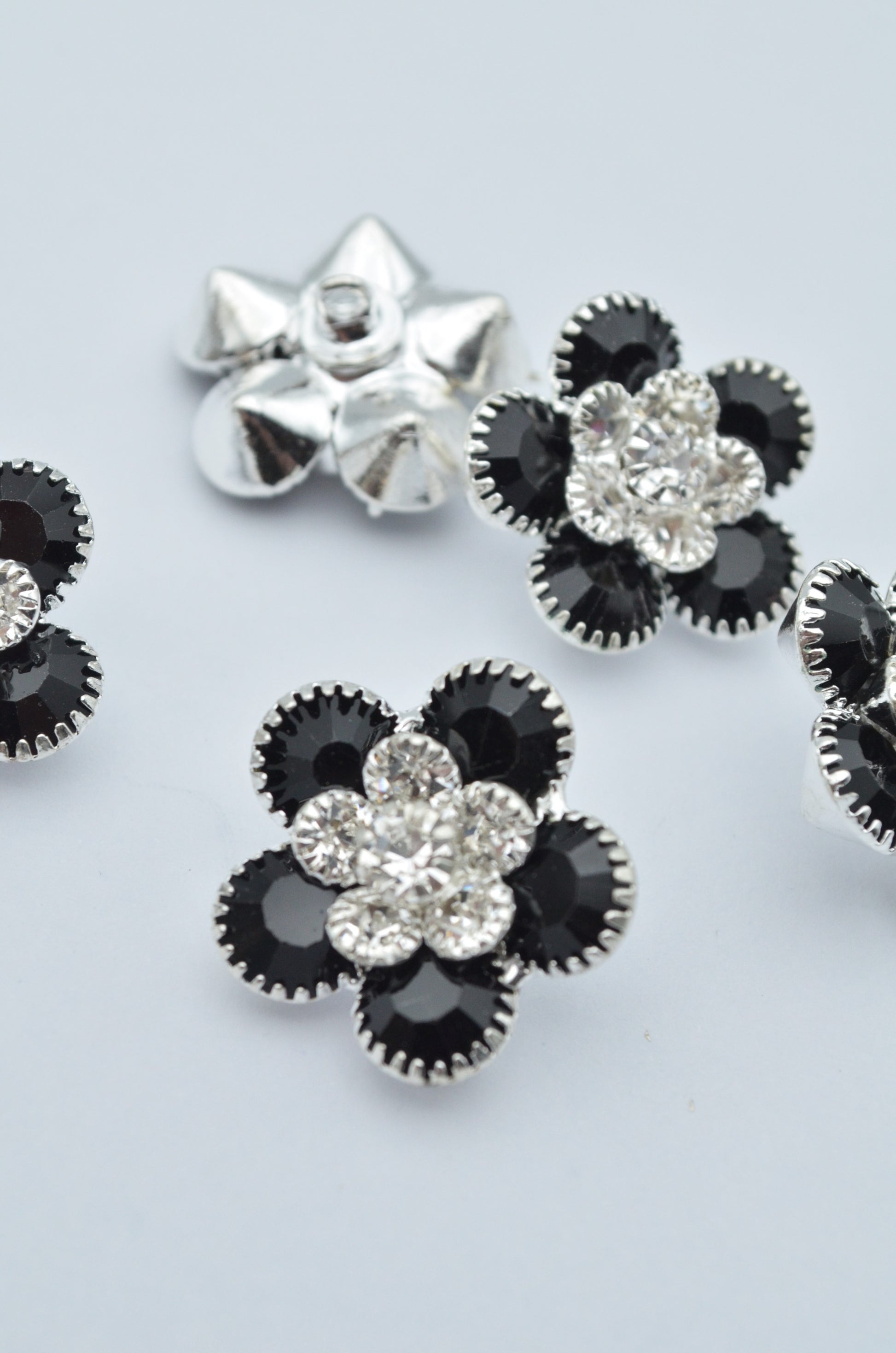 Nasturi Cu Strasuri, 21mm