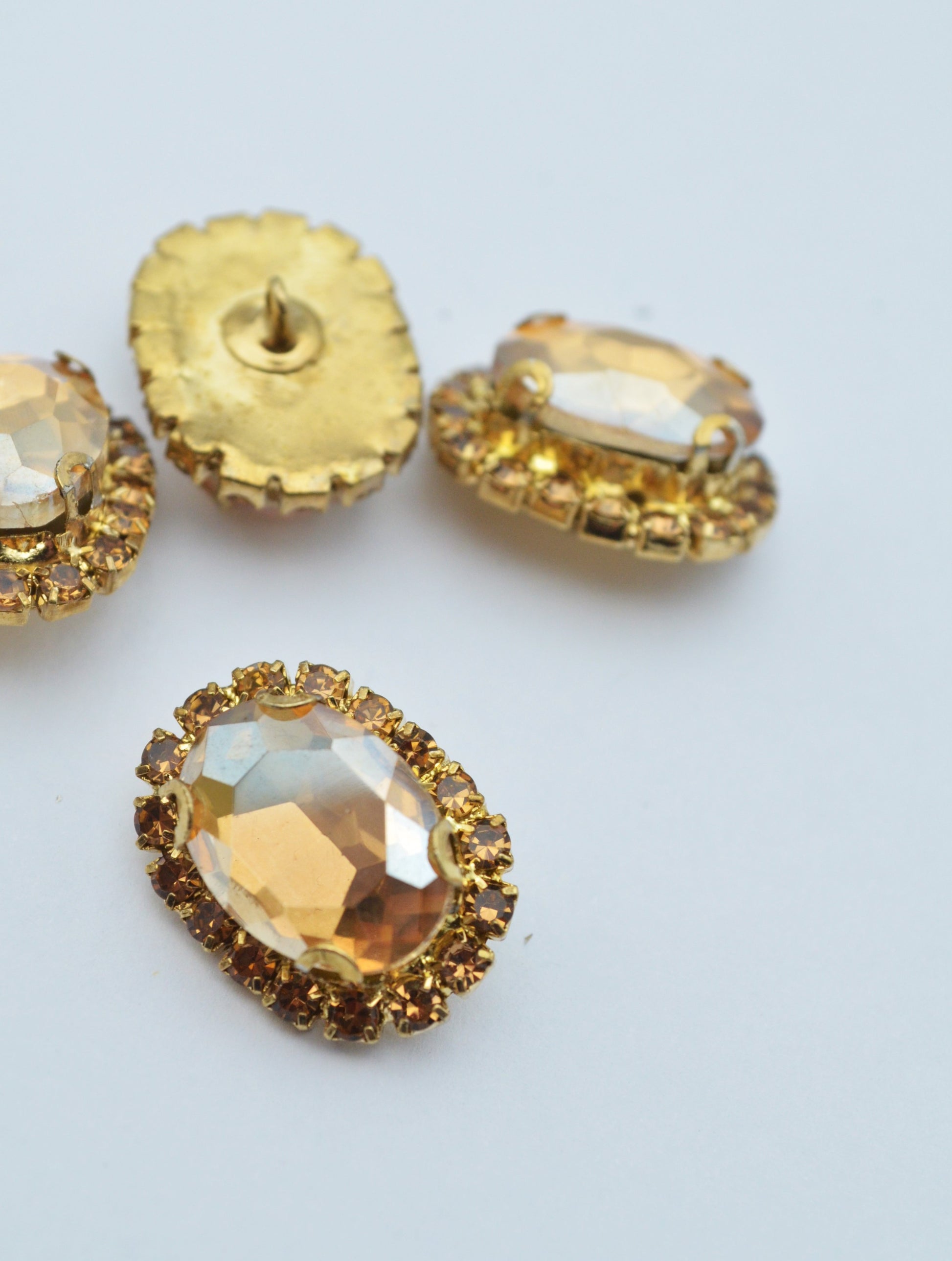 Nasturi Cu Strasuri, 18x14mm