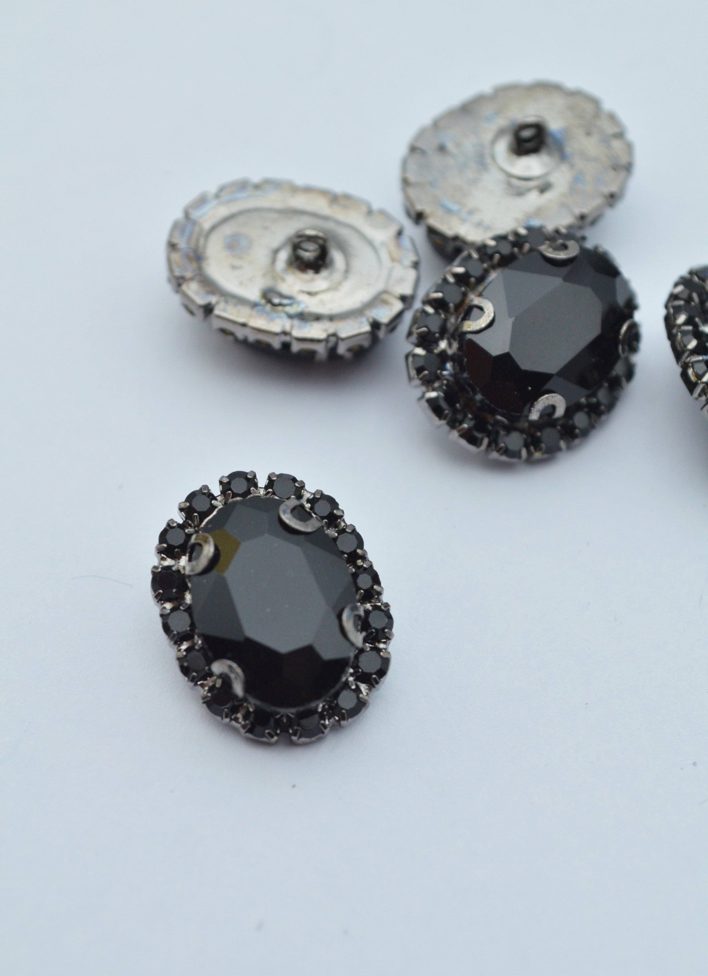 Nasturi Cu Strasuri, 18x14mm