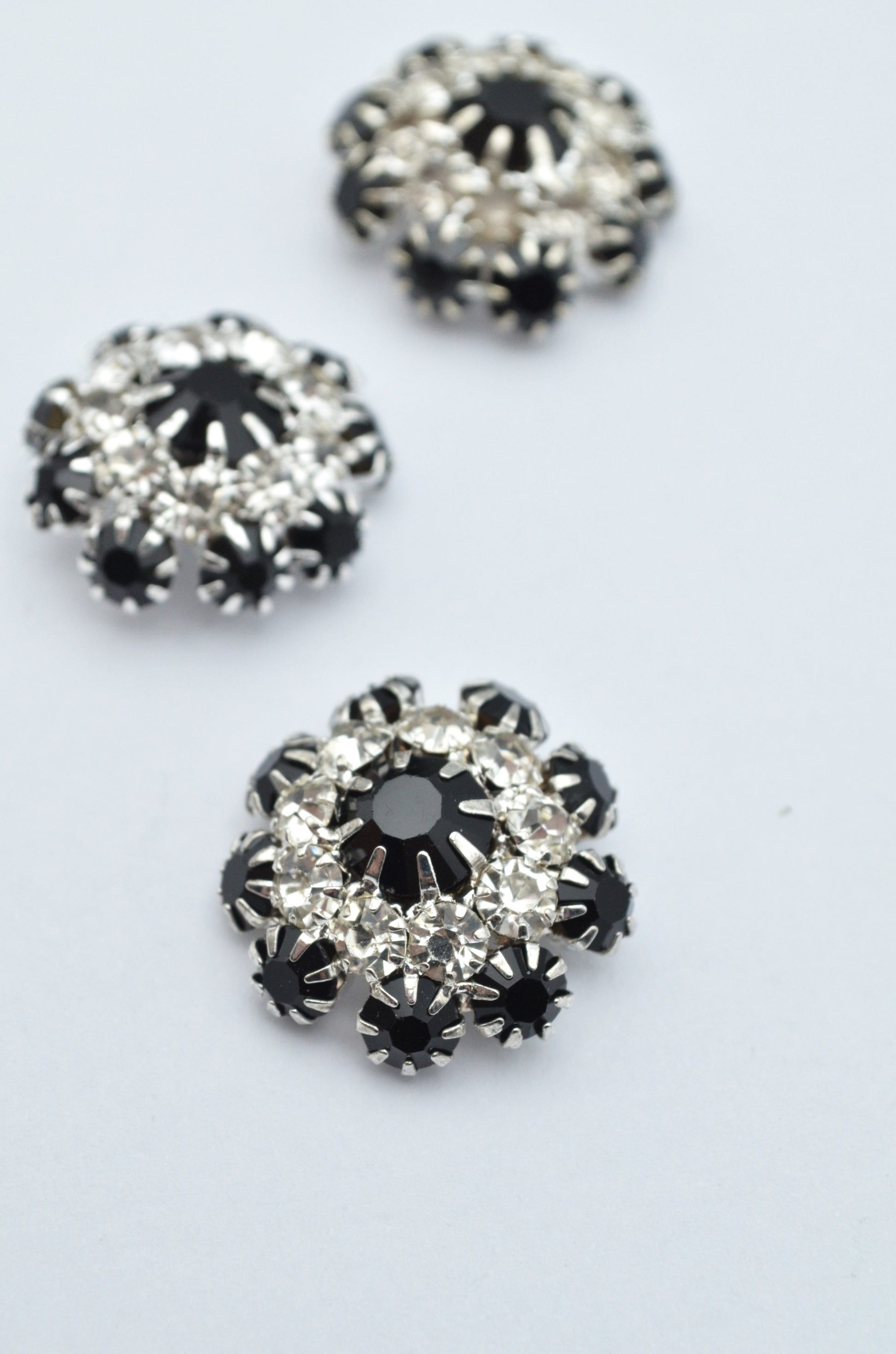 Nasturi Metalici Cu Pietre, 21mm, Negru