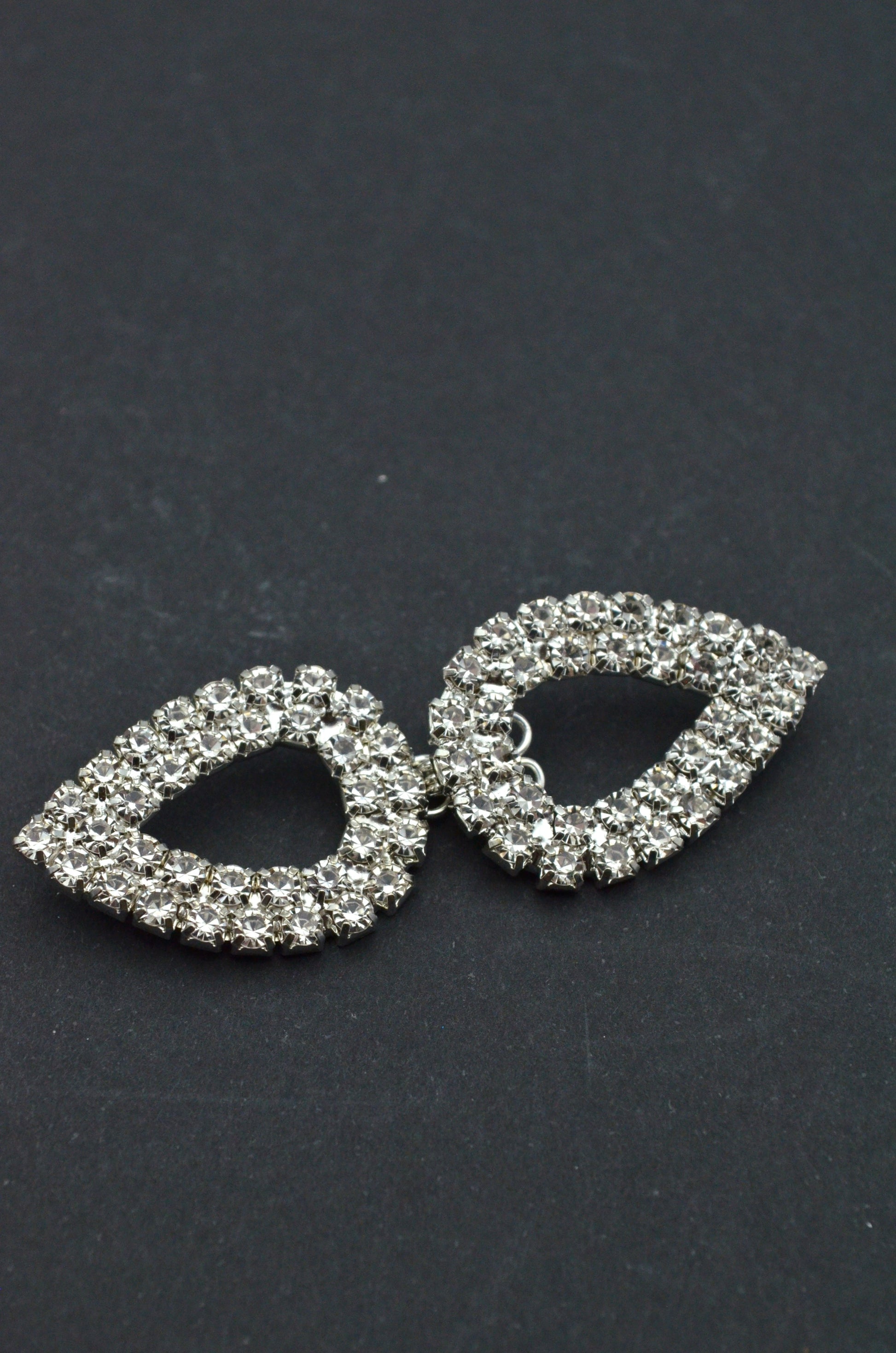 Brandemburg Metalic Cu Strasuri 2x5cm