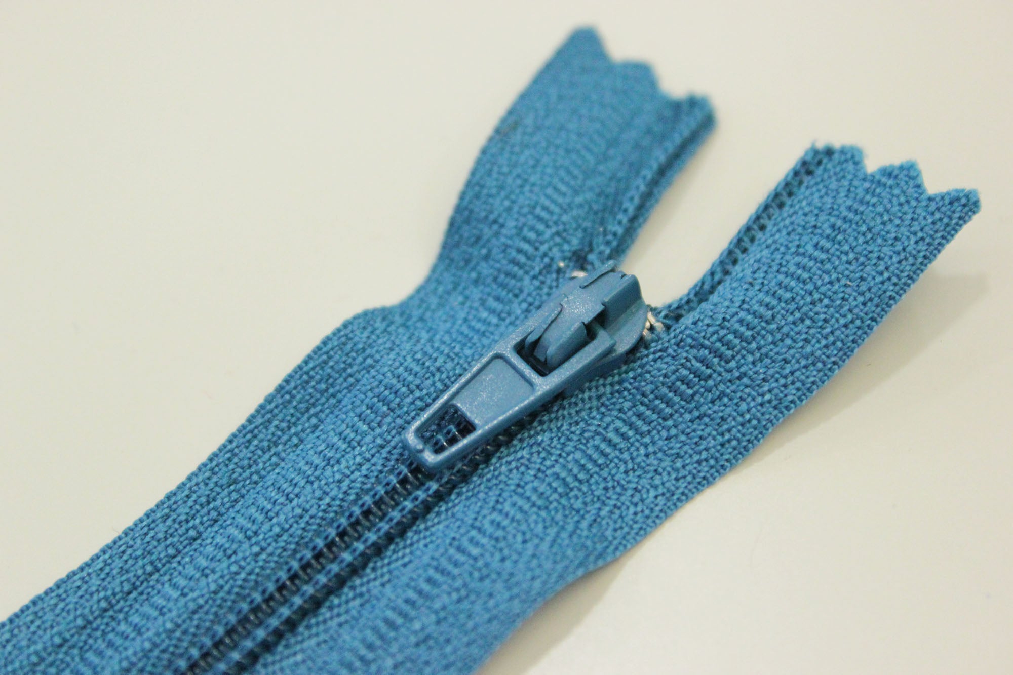 Fermoar Normal 20 cm