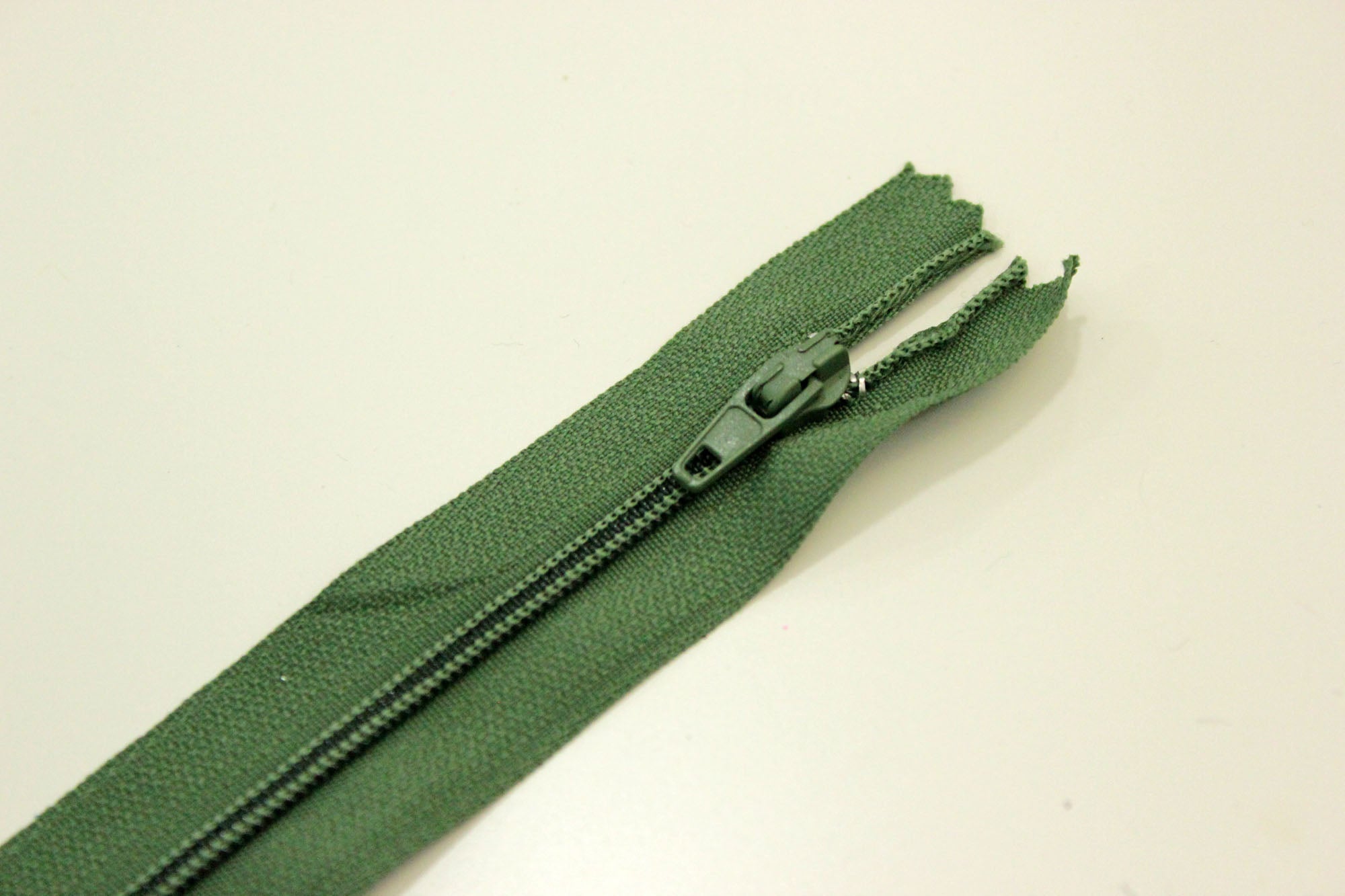 Fermoar Normal 20 cm