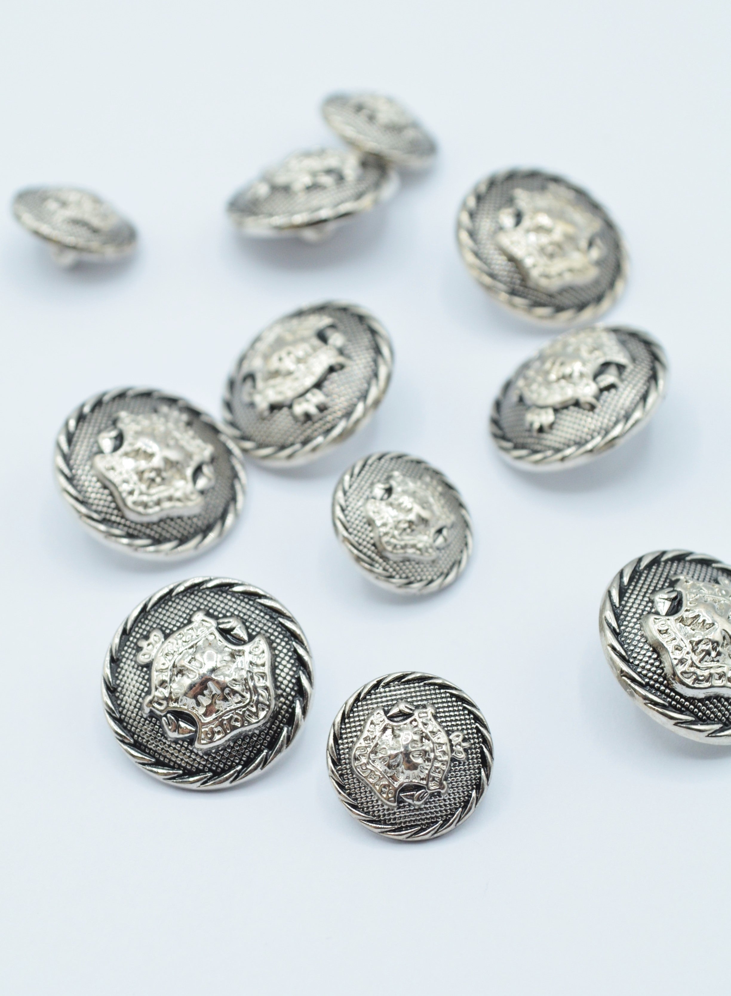 Nasturi Metalici Argintiu