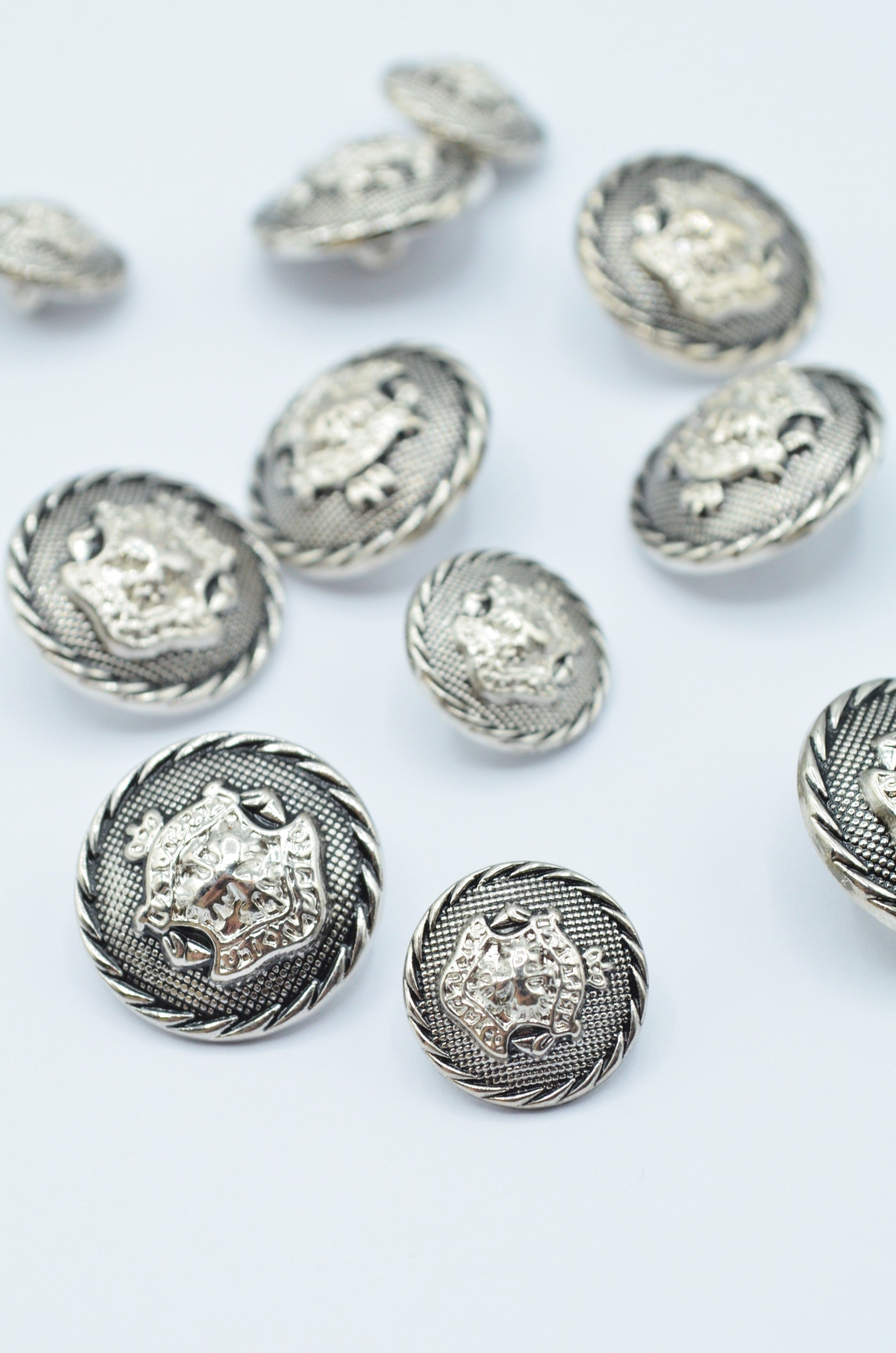 Nasturi Metalici Argintiu