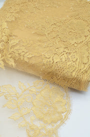 Dantela Chantilly 300 x 26cm, Auriu