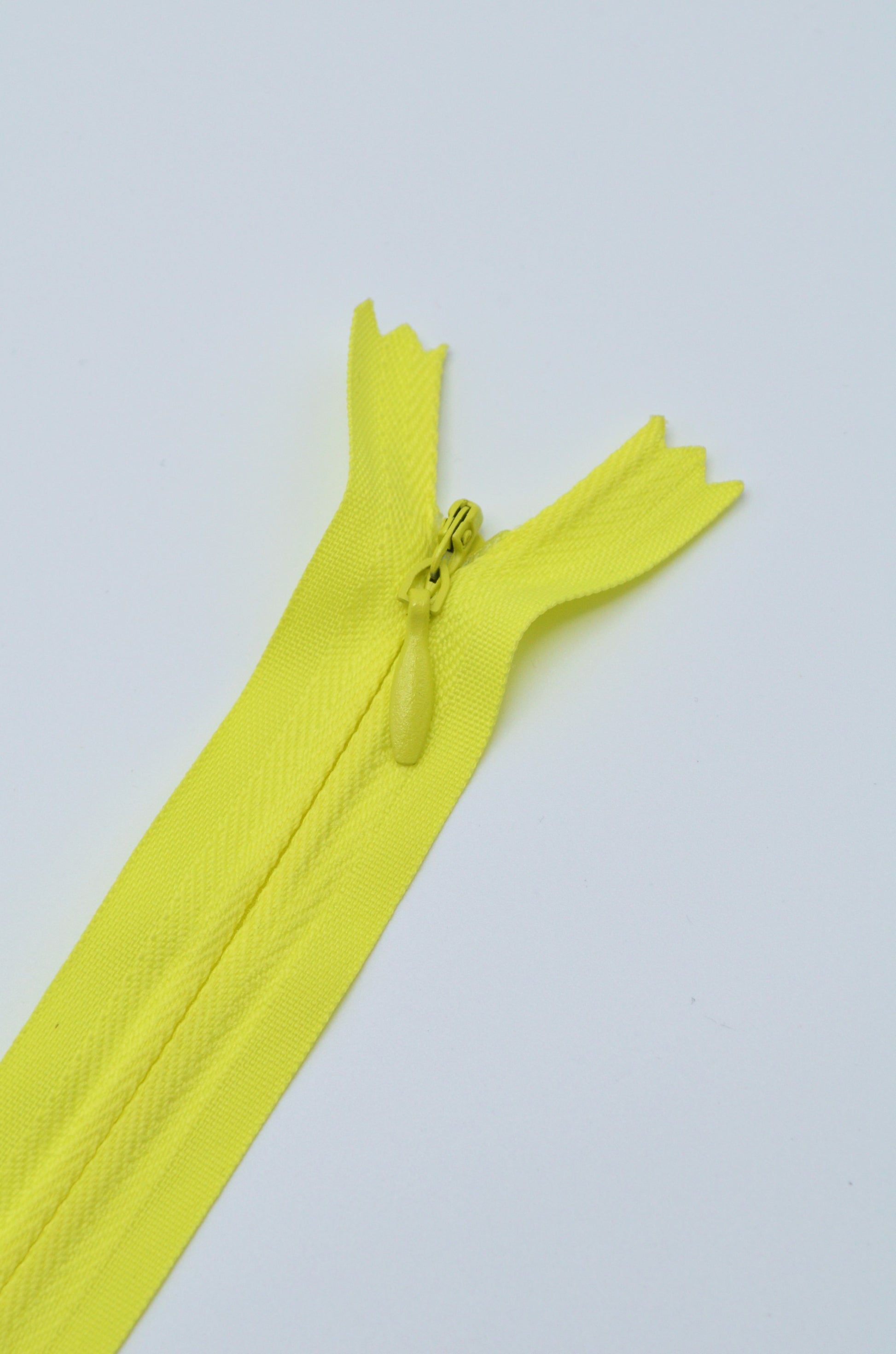 Fermoar Pe Panza Ascuns 50cm, Galben Neon