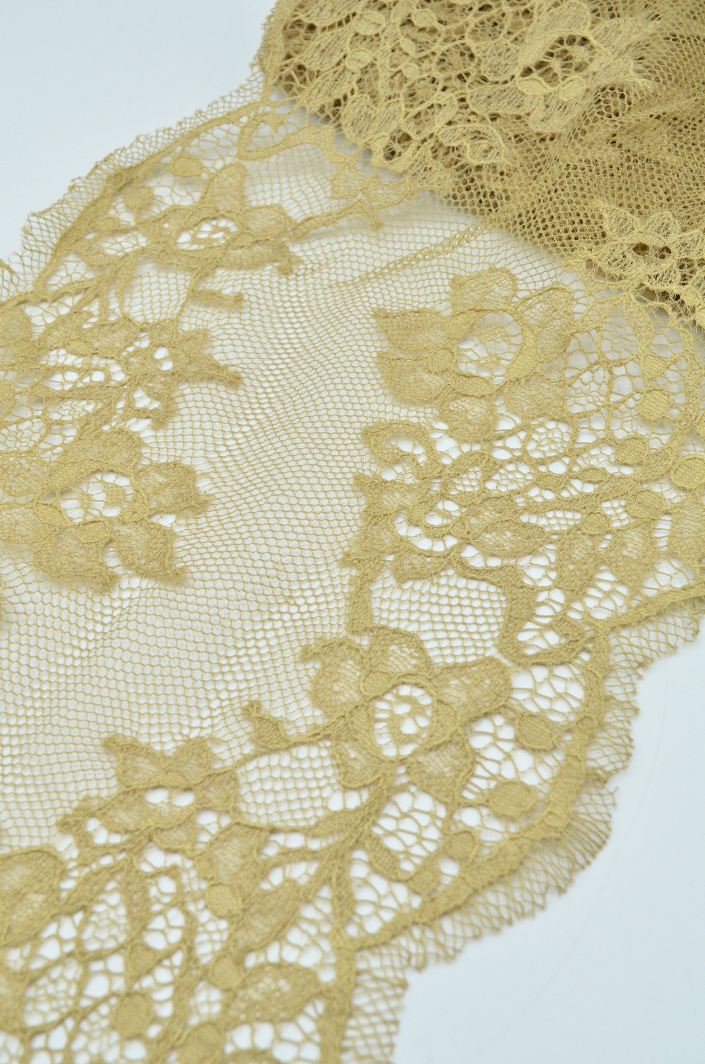 Dantela Chantilly 20cm, Verde