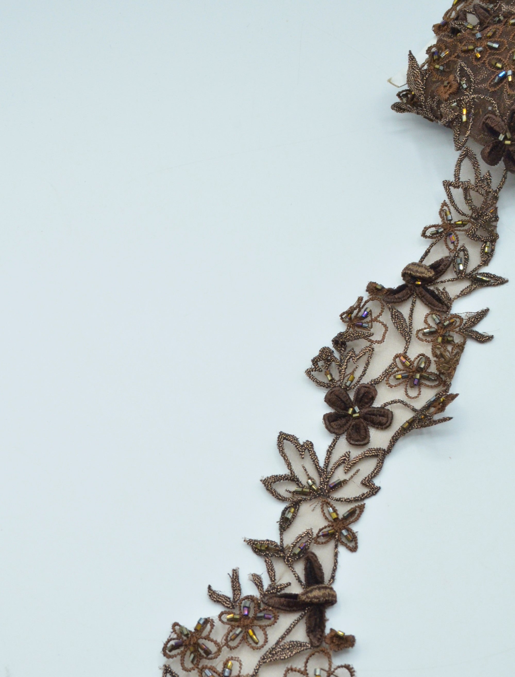 Pasmanterie Cu Margele Maro 6-7cm/latime