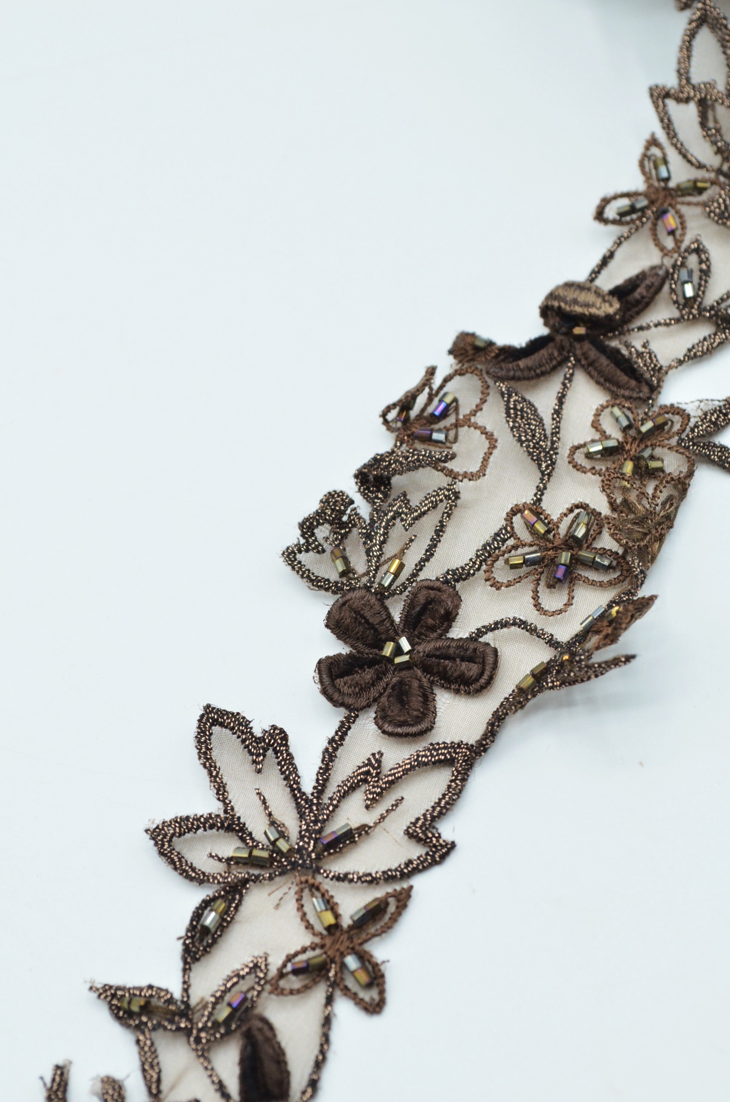 Pasmanterie Cu Margele Maro 6-7cm/latime