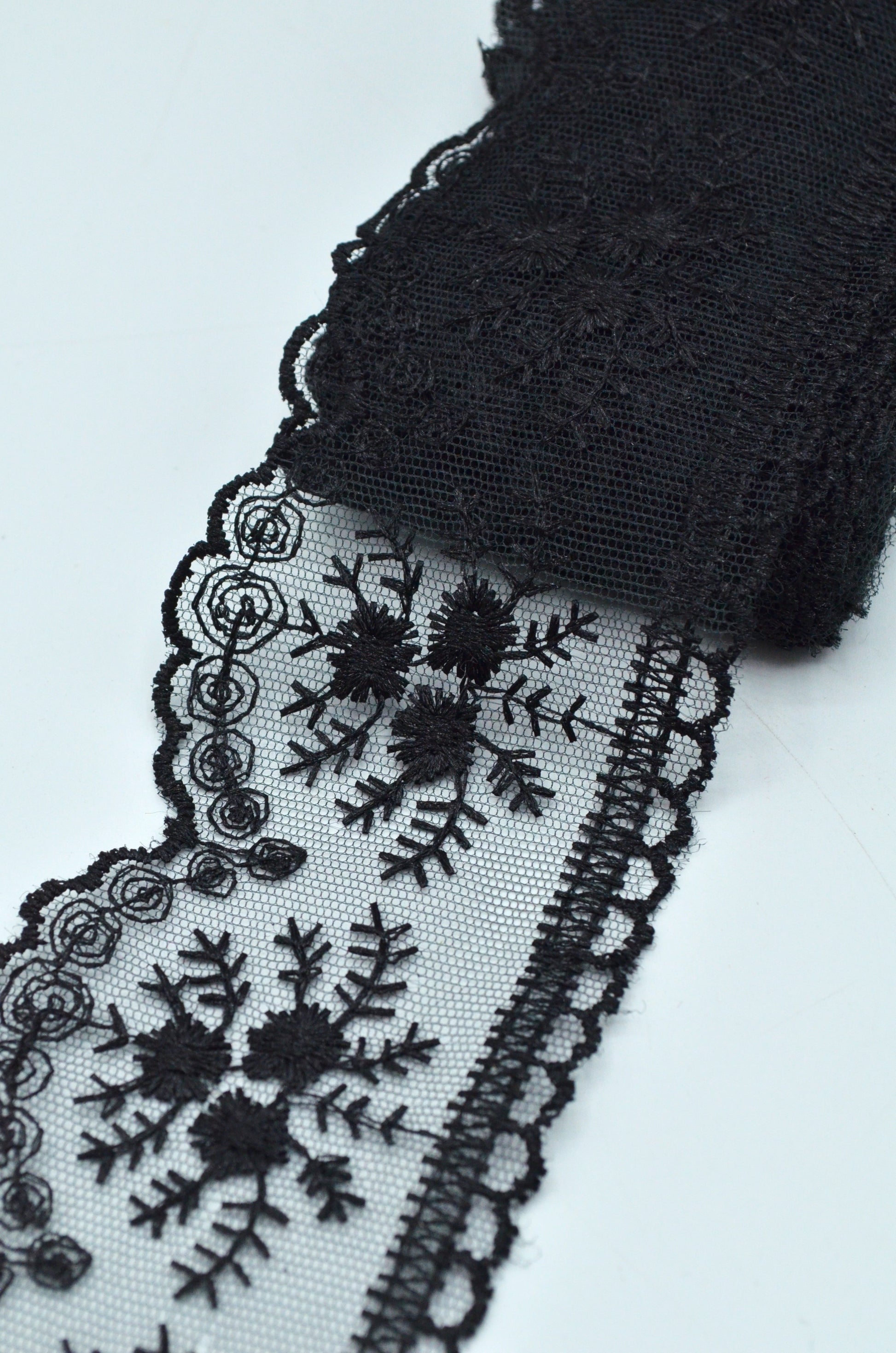 Dantela Neagra, 6cm