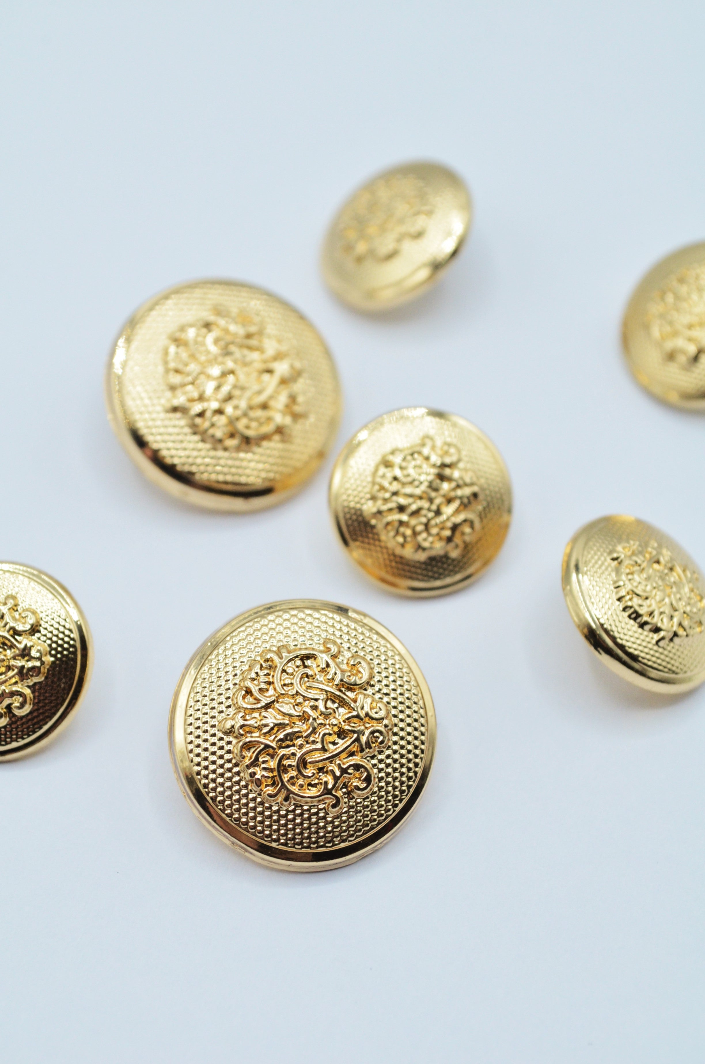 Nasturi Metalici Aurii