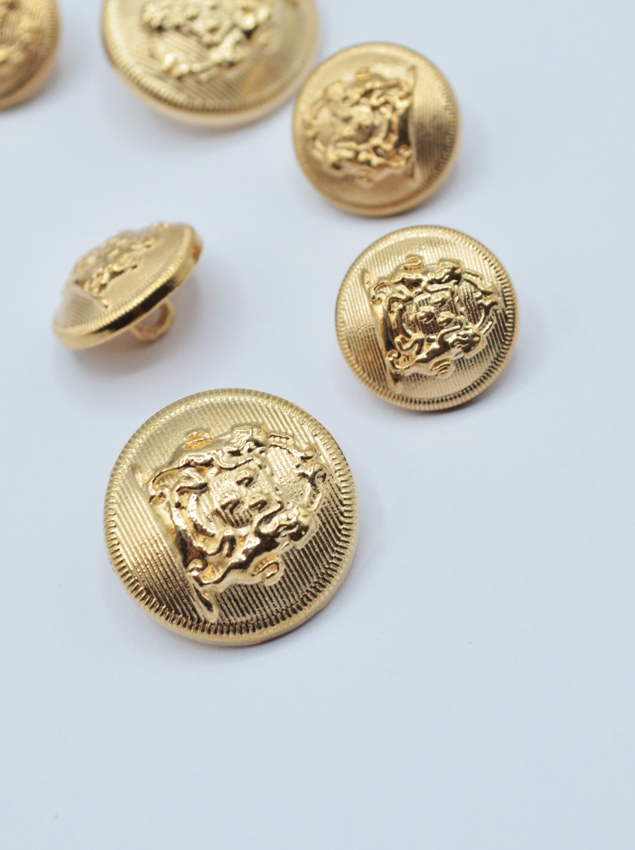 Nasturi Metalici Aurii