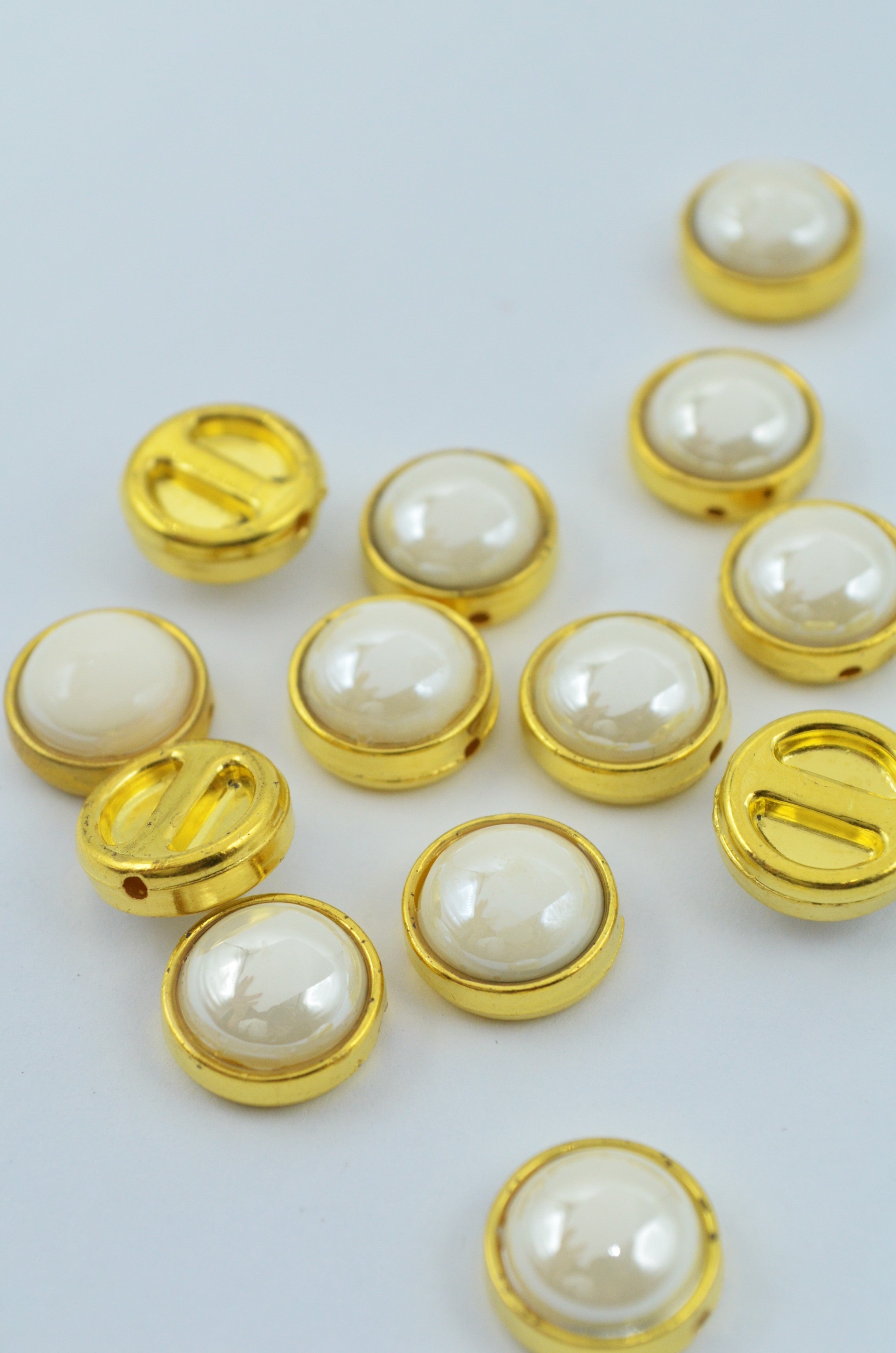 Perle Plastic De Cusut 12mm, 15Buc/Pachet