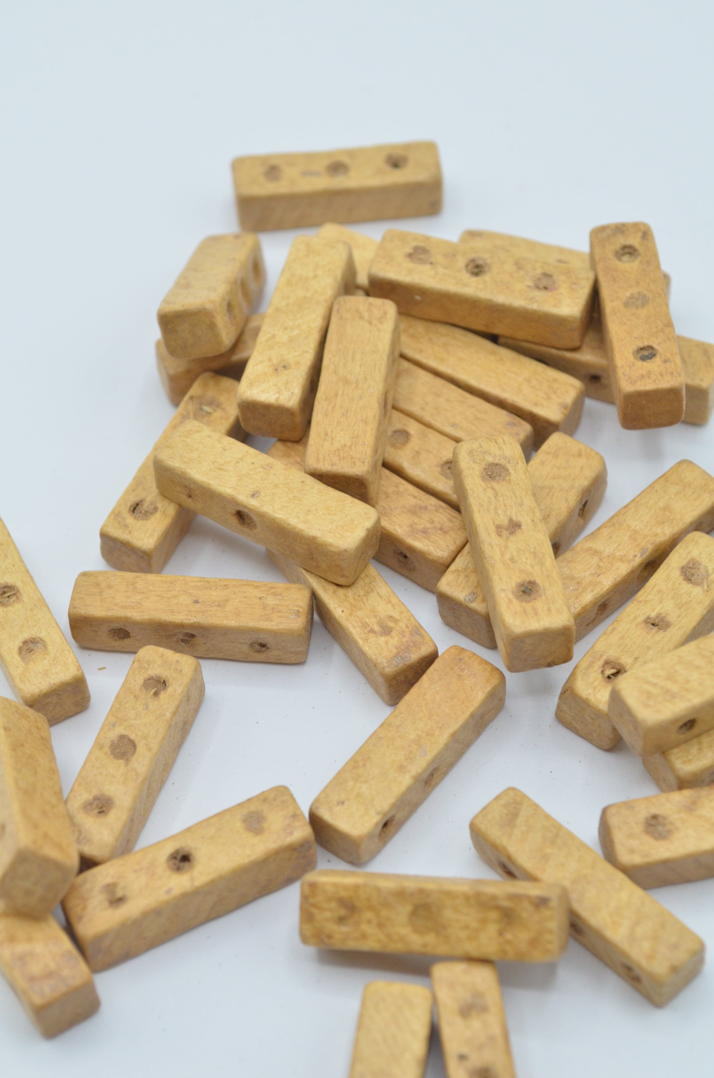 Distantiere Din Lemn Cu 3 Orificii,6x23mm, Pret Pe Bucata