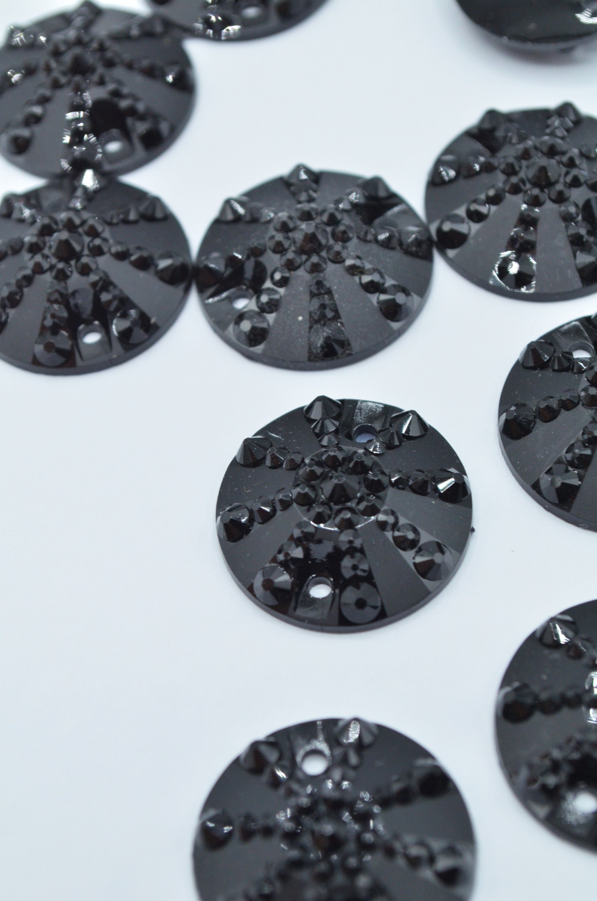 Pietre Plastic De Cusut 20mm, 10Buc/Pachet