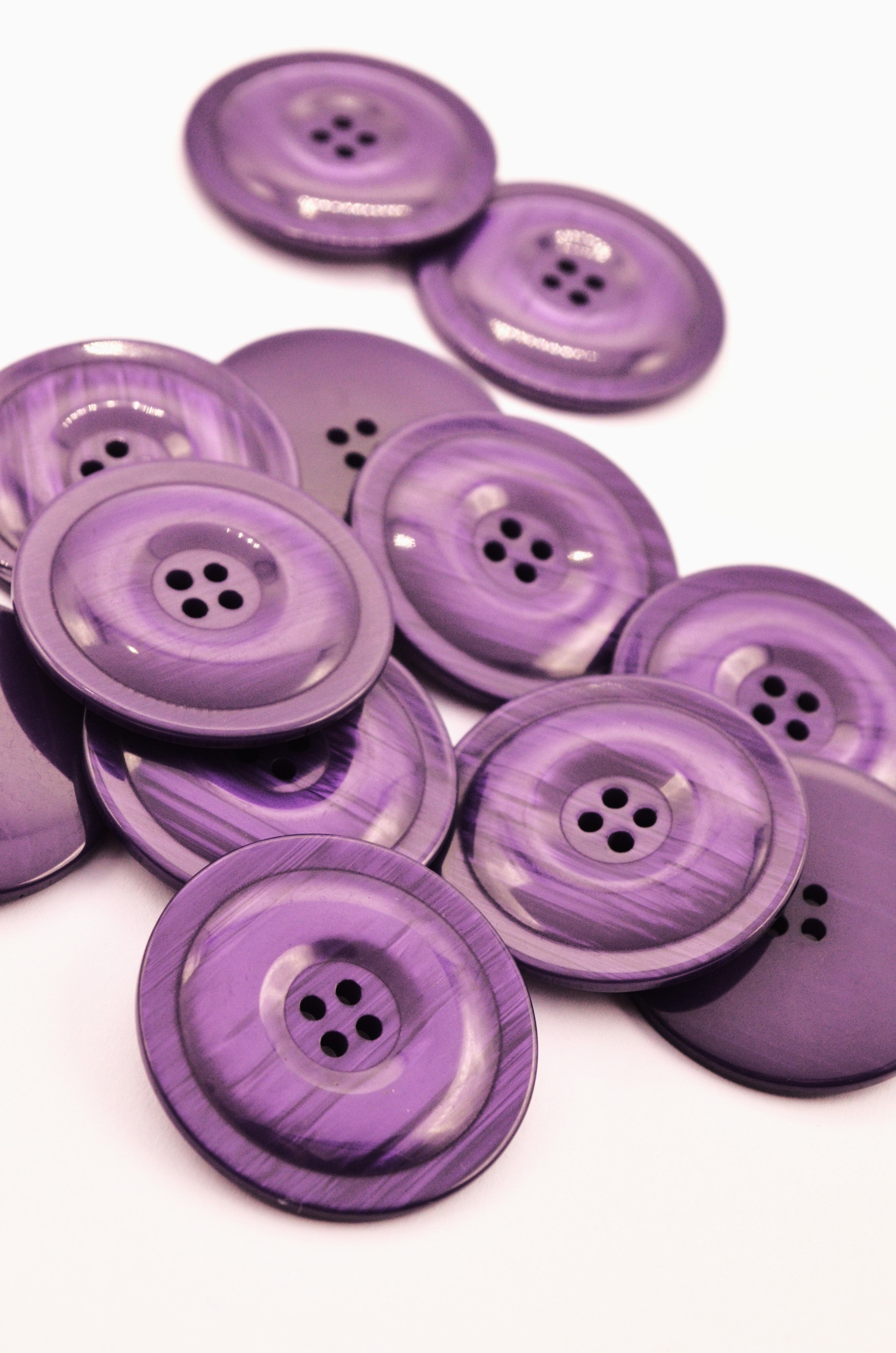 Nasturi De Plastic Mov, 33mm