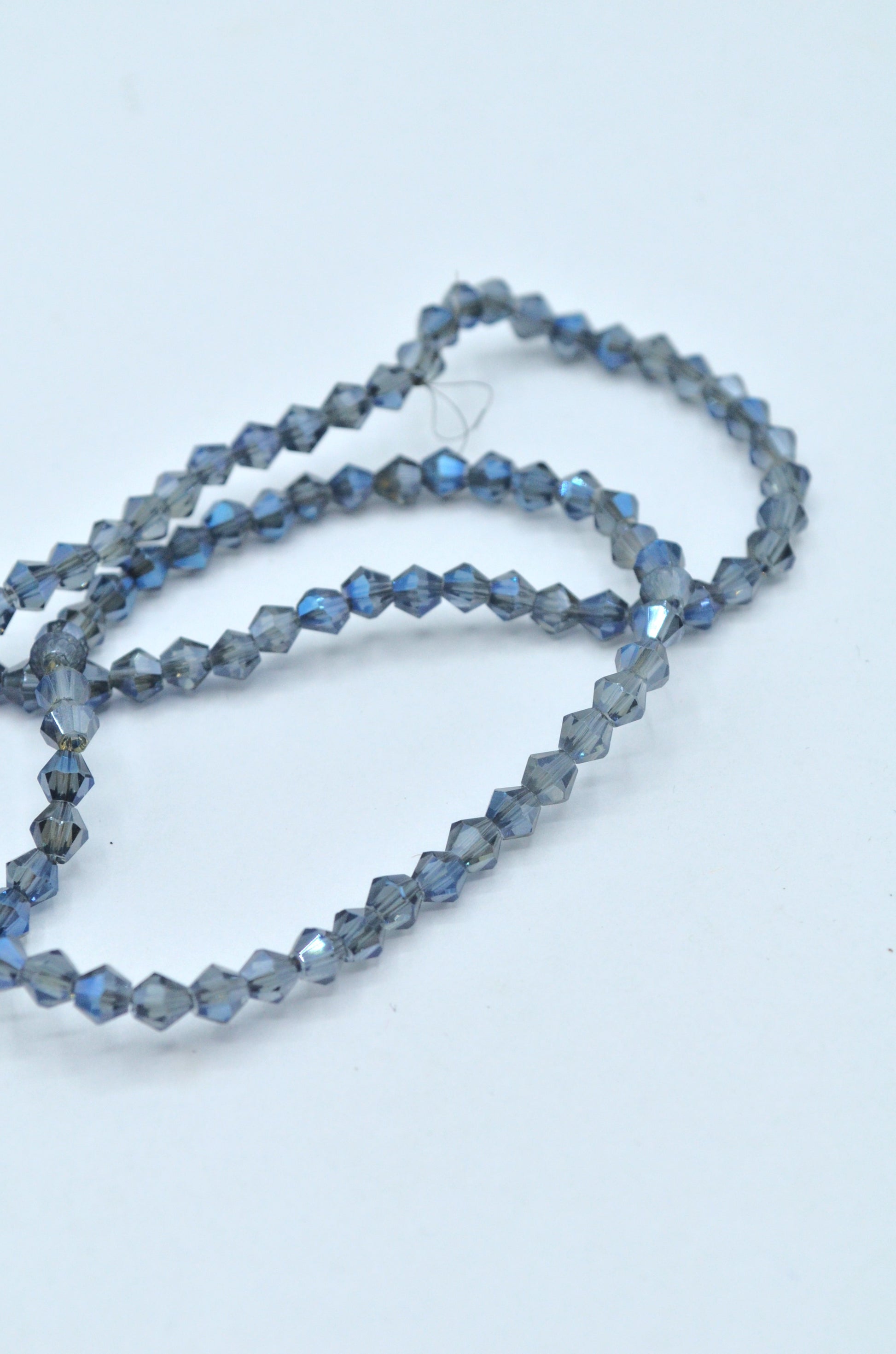 Cristale Biconice 4mm, Bleu-Gri, 44cm