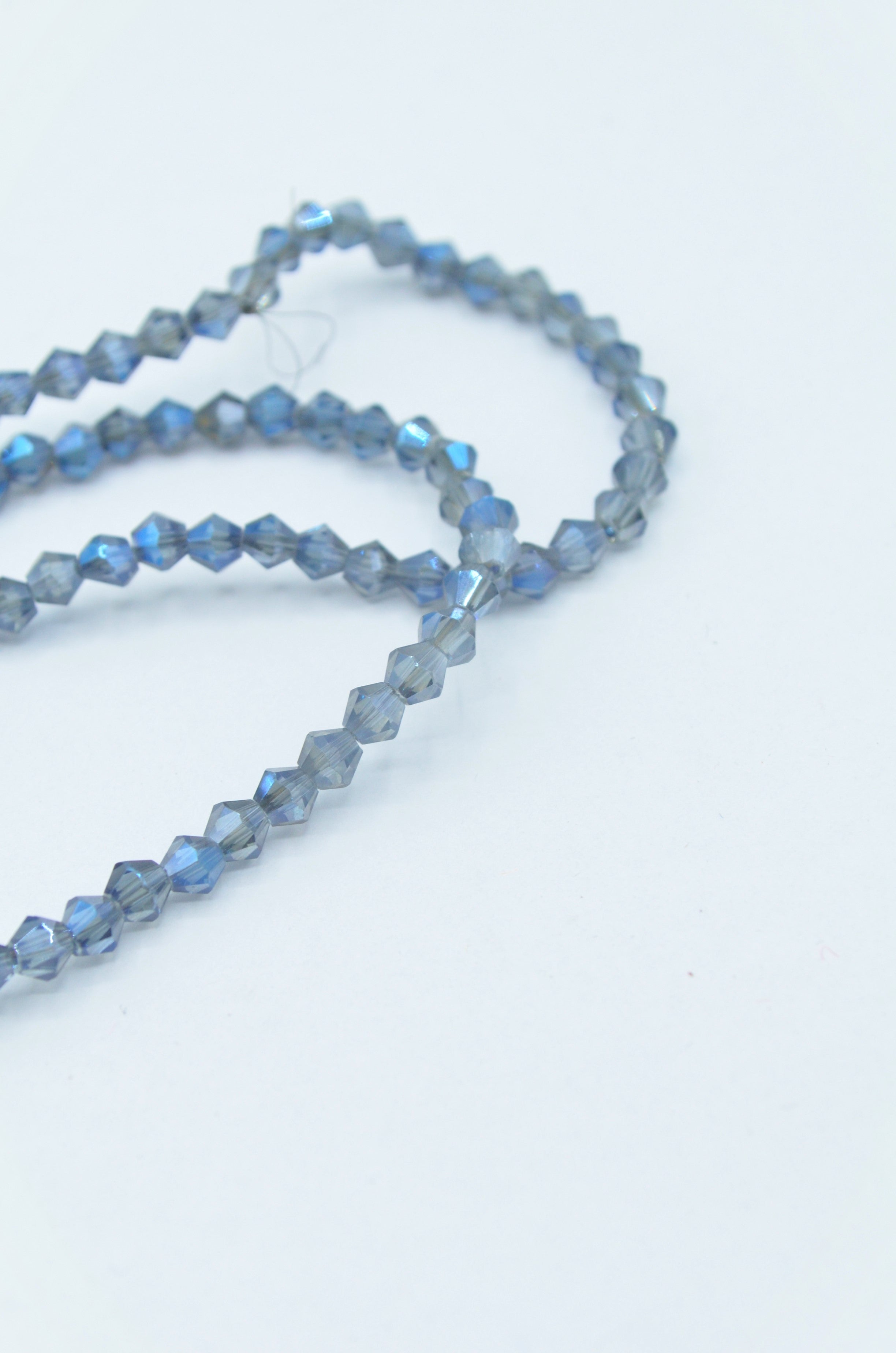 Cristale Biconice 4mm, Bleu-Gri, 44cm