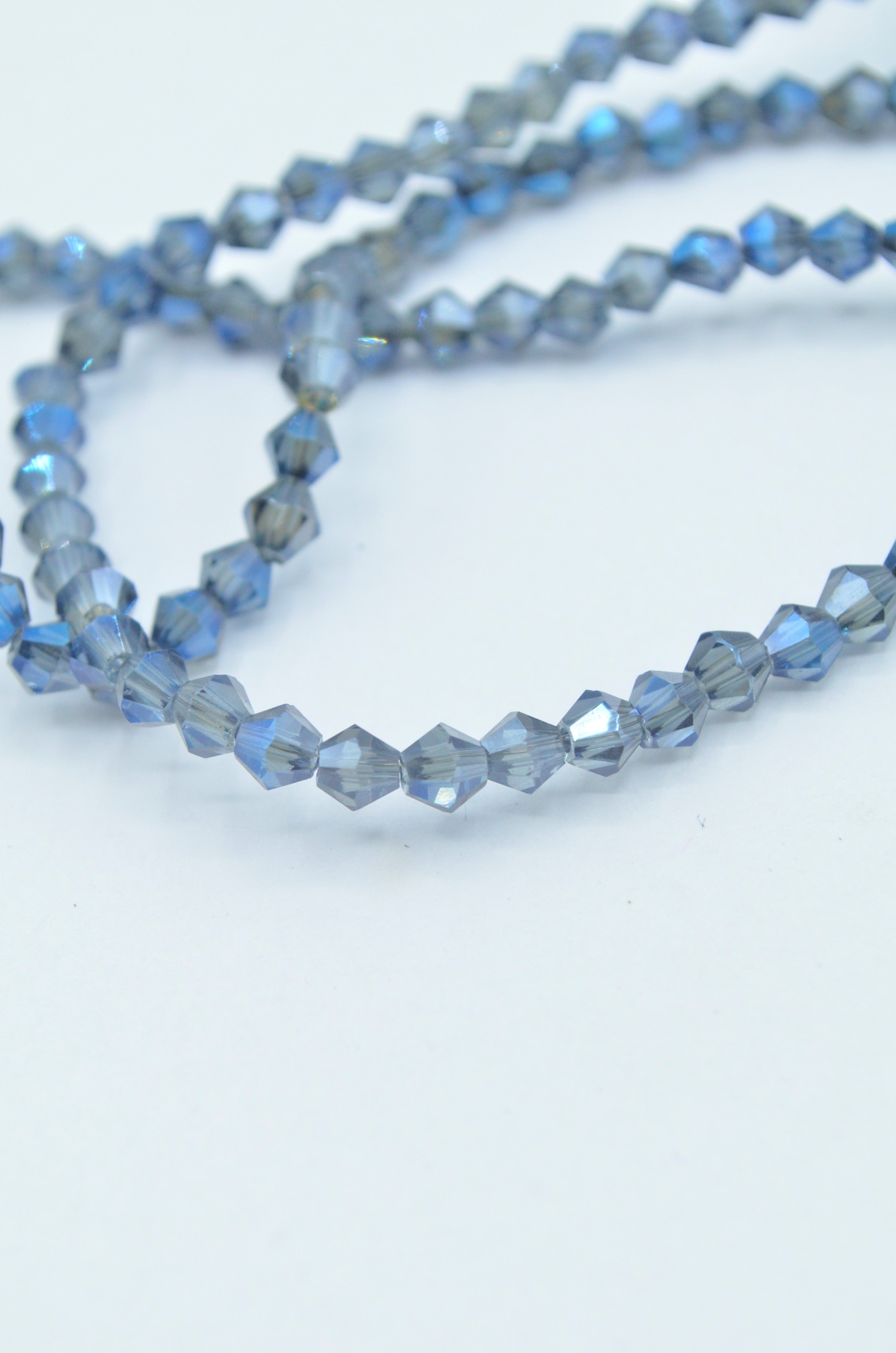 Cristale Biconice 4mm, Bleu-Gri, 44cm