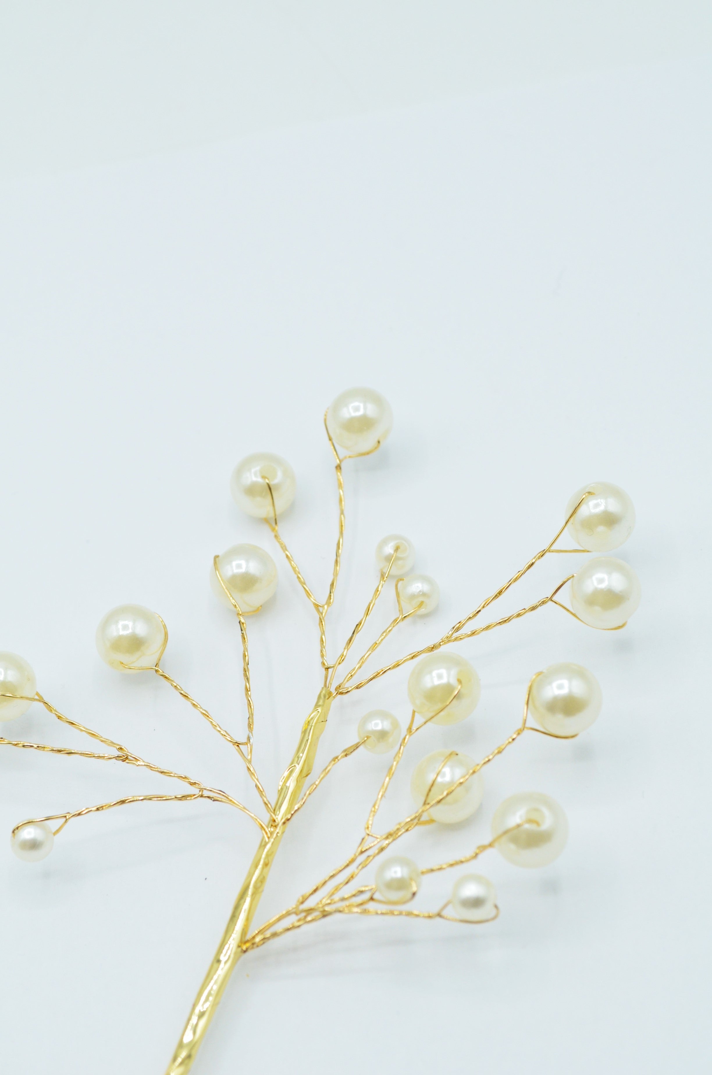 Crenguta Din Sarma Modelatoare Aurie Si Perle 18cm