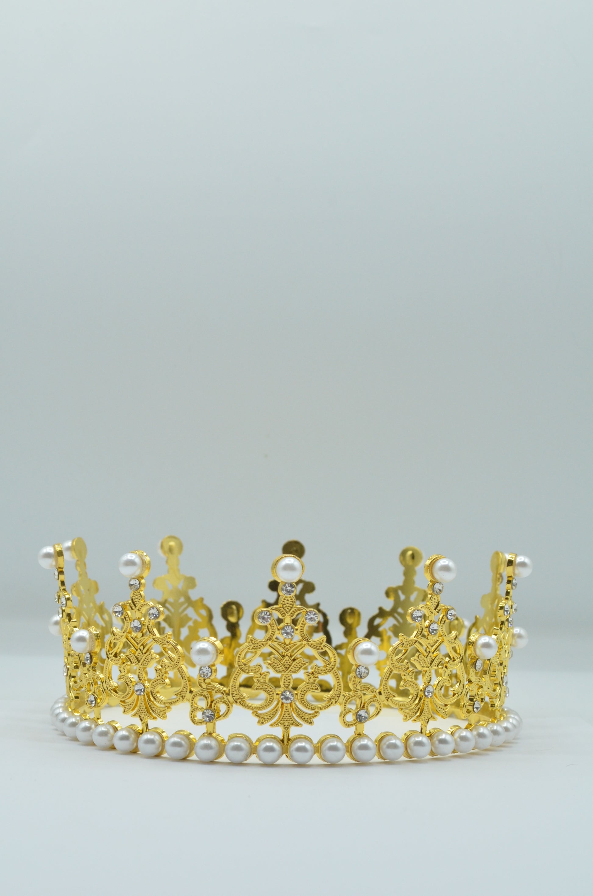 Coroana De Tort,(Diametru la baza 13cm/Inaltime 6cm)
