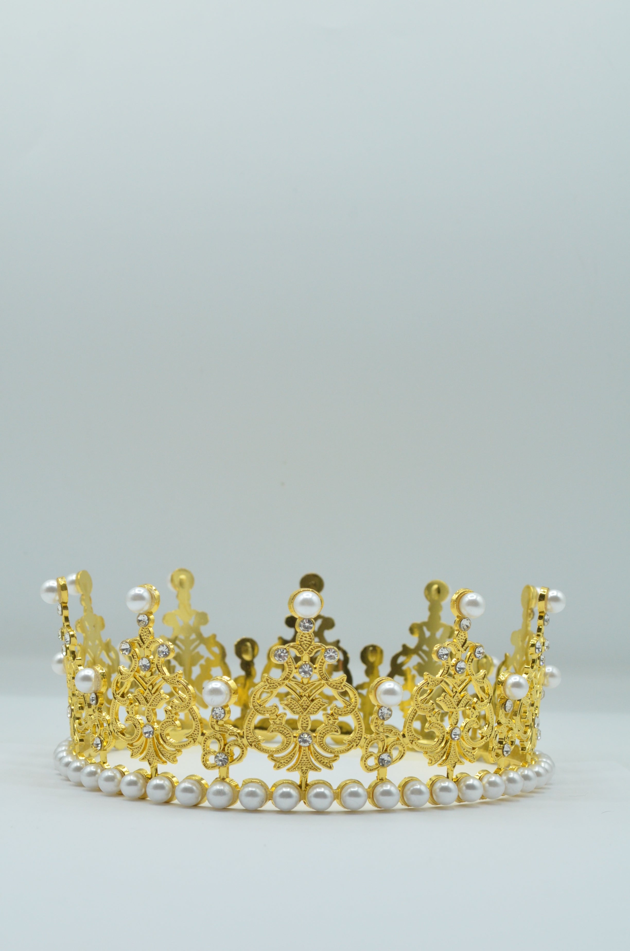 Coroana De Tort,(Diametru la baza 13cm/Inaltime 6cm)