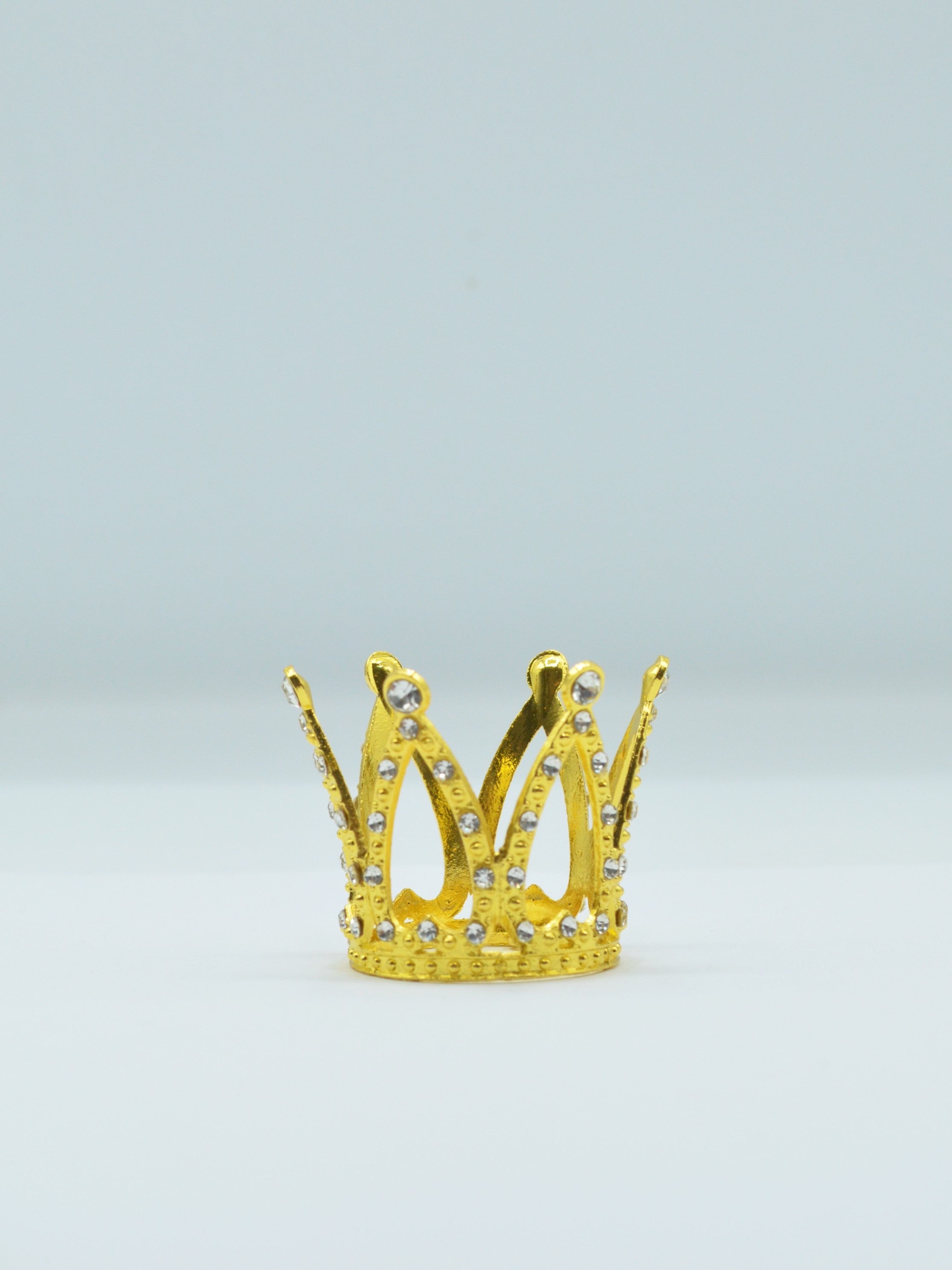 Coroana De Tort,(Diametru la baza 3cm/Inaltime 3.50cm)