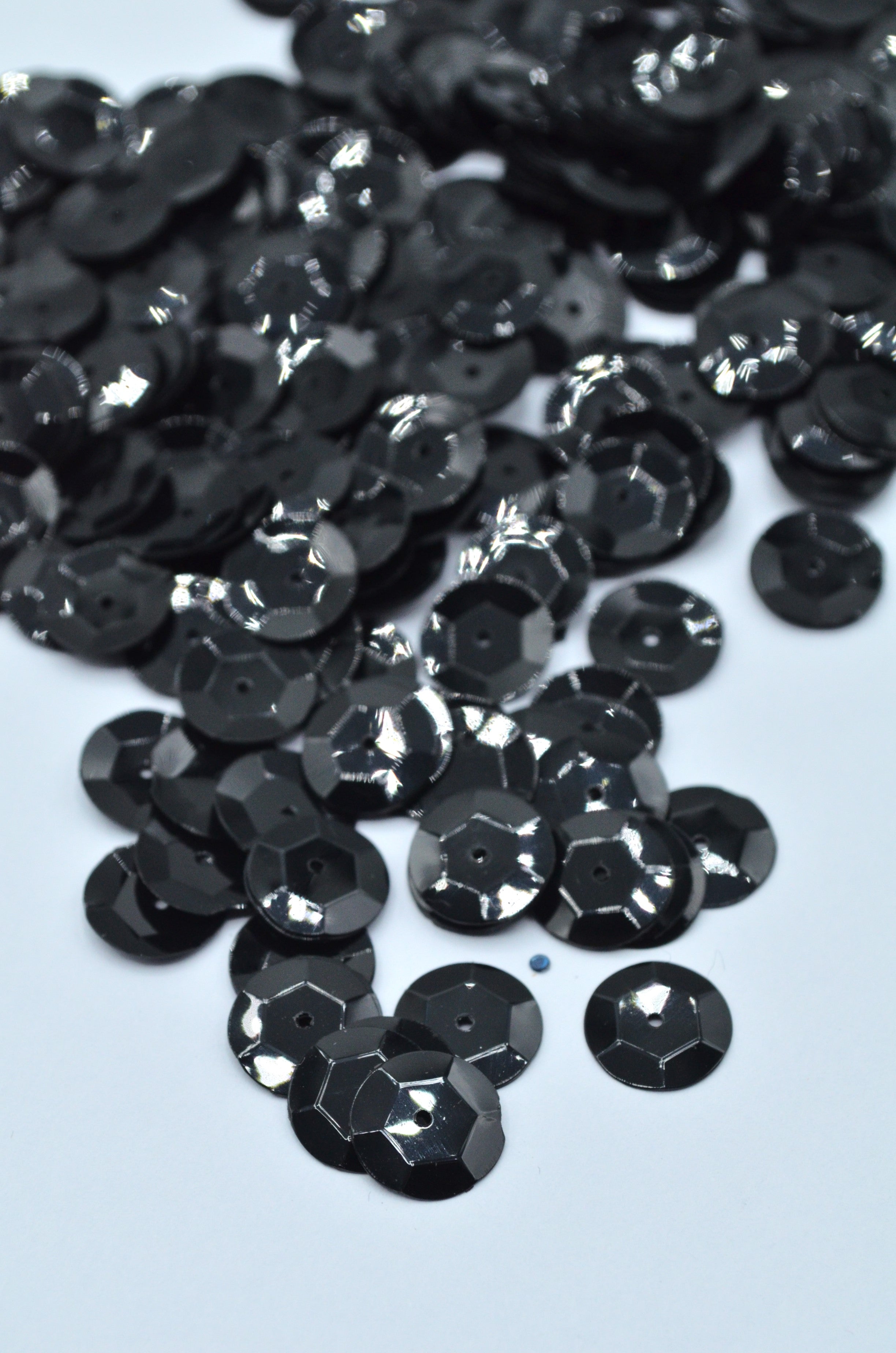 Paiete 10mm, Aprox.(15-20gr/Pachet) - Negru