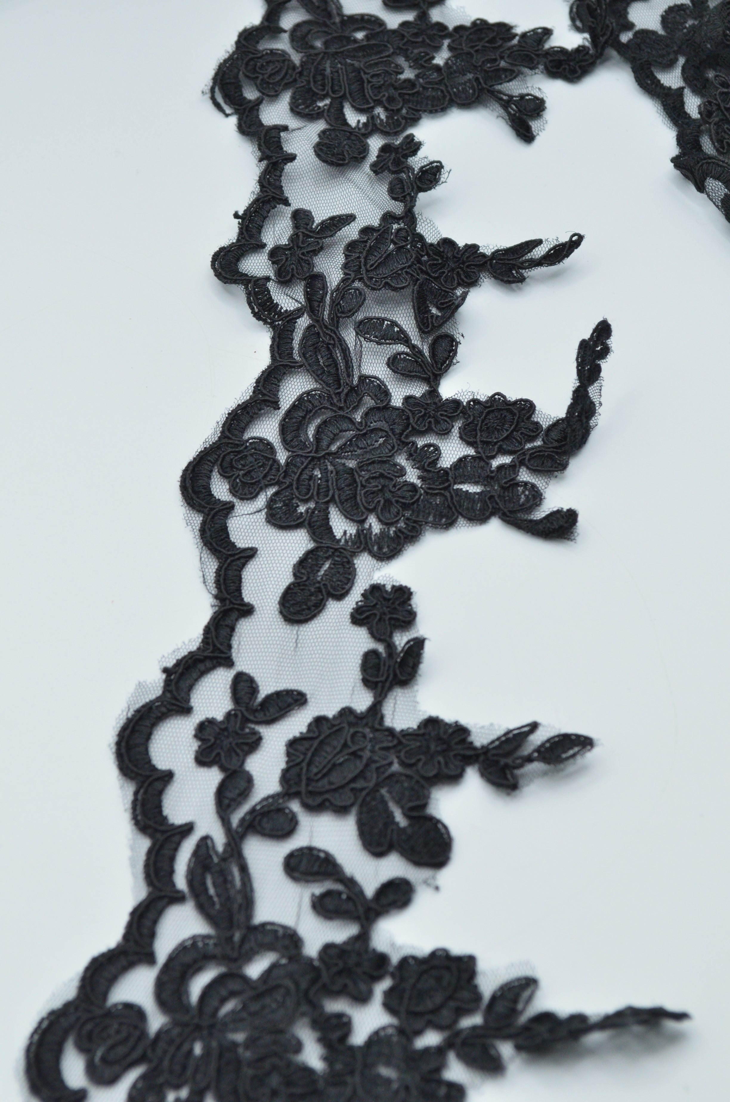 Dantela Broderie 11cm, Negru