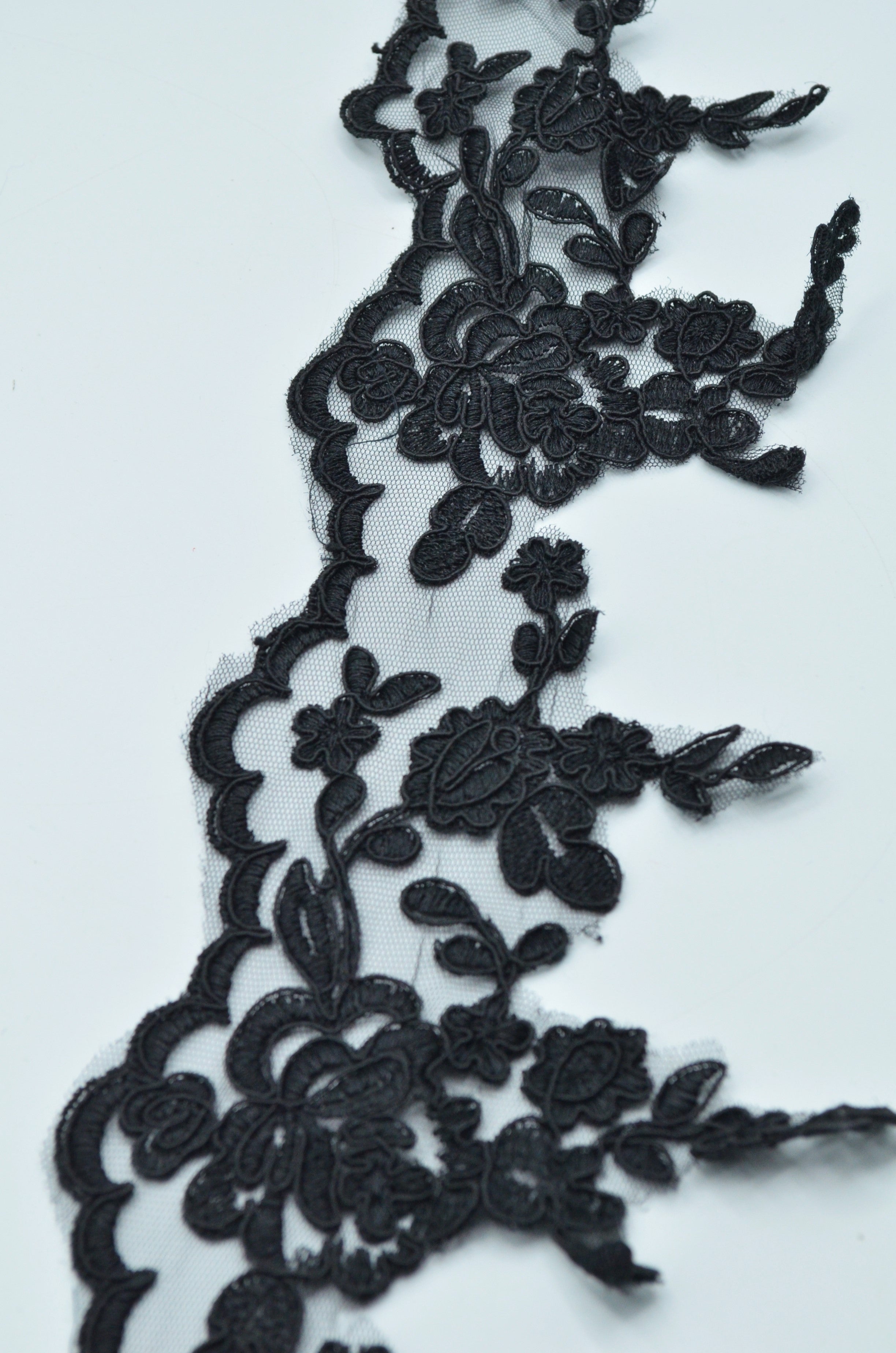 Dantela Broderie 11cm, Negru