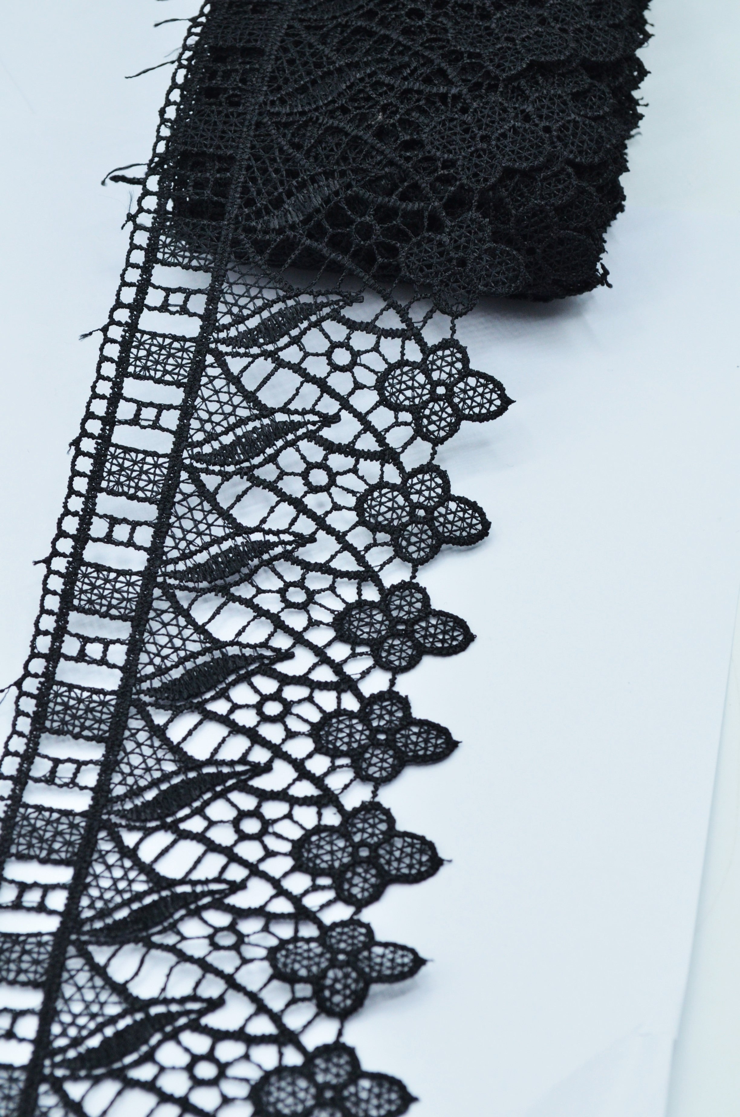 Dantela Neagra 8.50cm