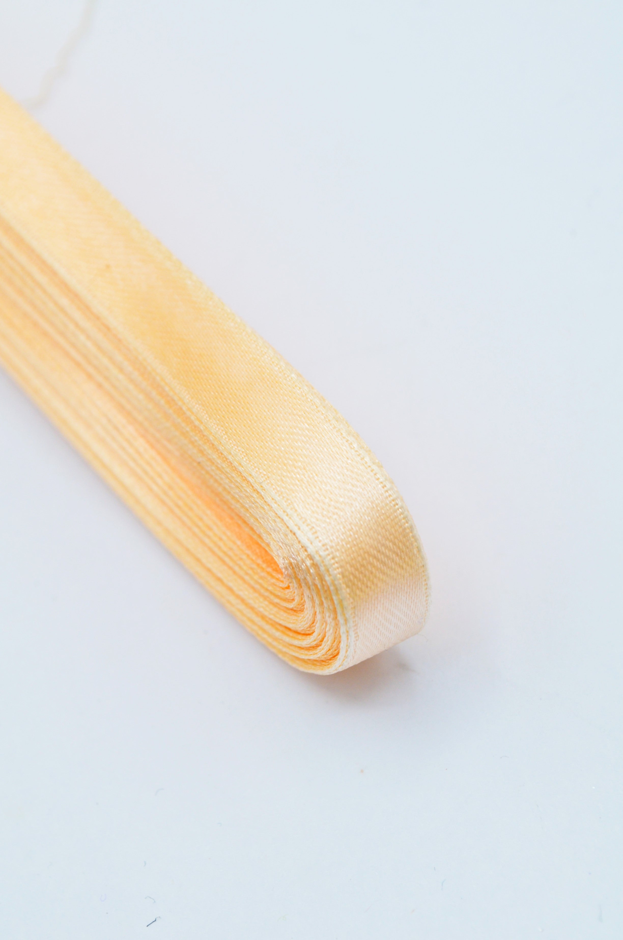 Panglica Dublu Satinata 10mm, (10m/Pachet)