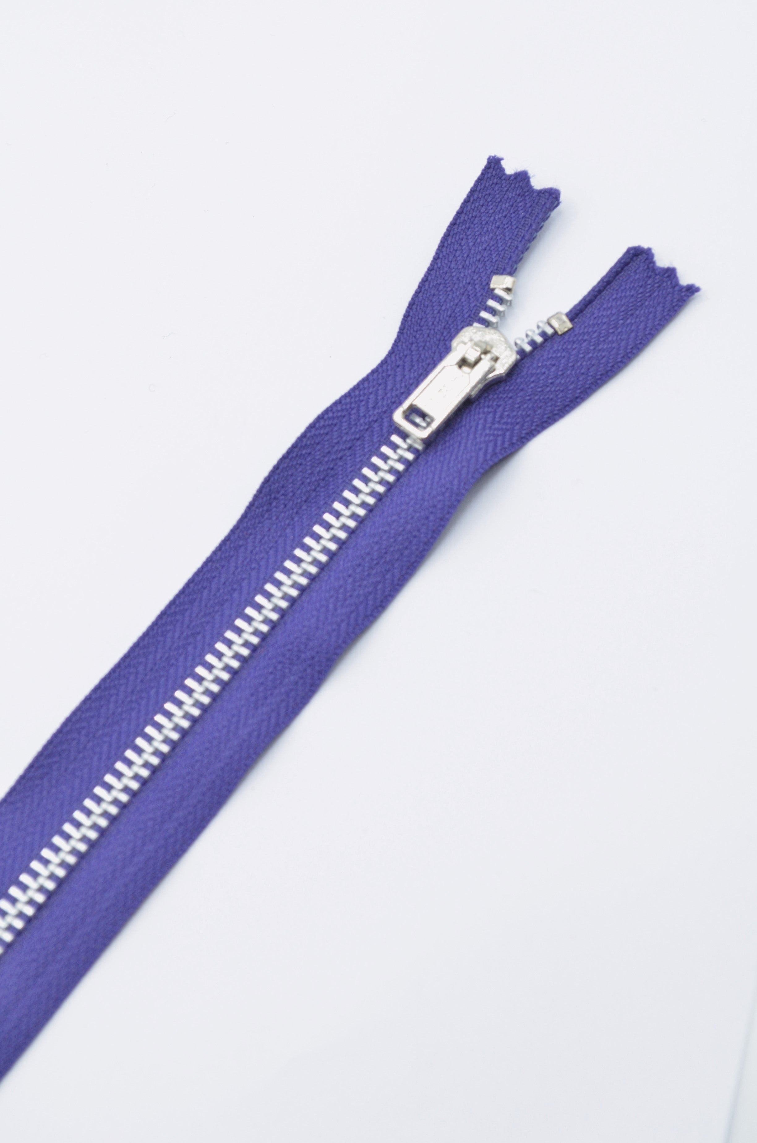 Fermoar Metalic YKK 18cm, Mov