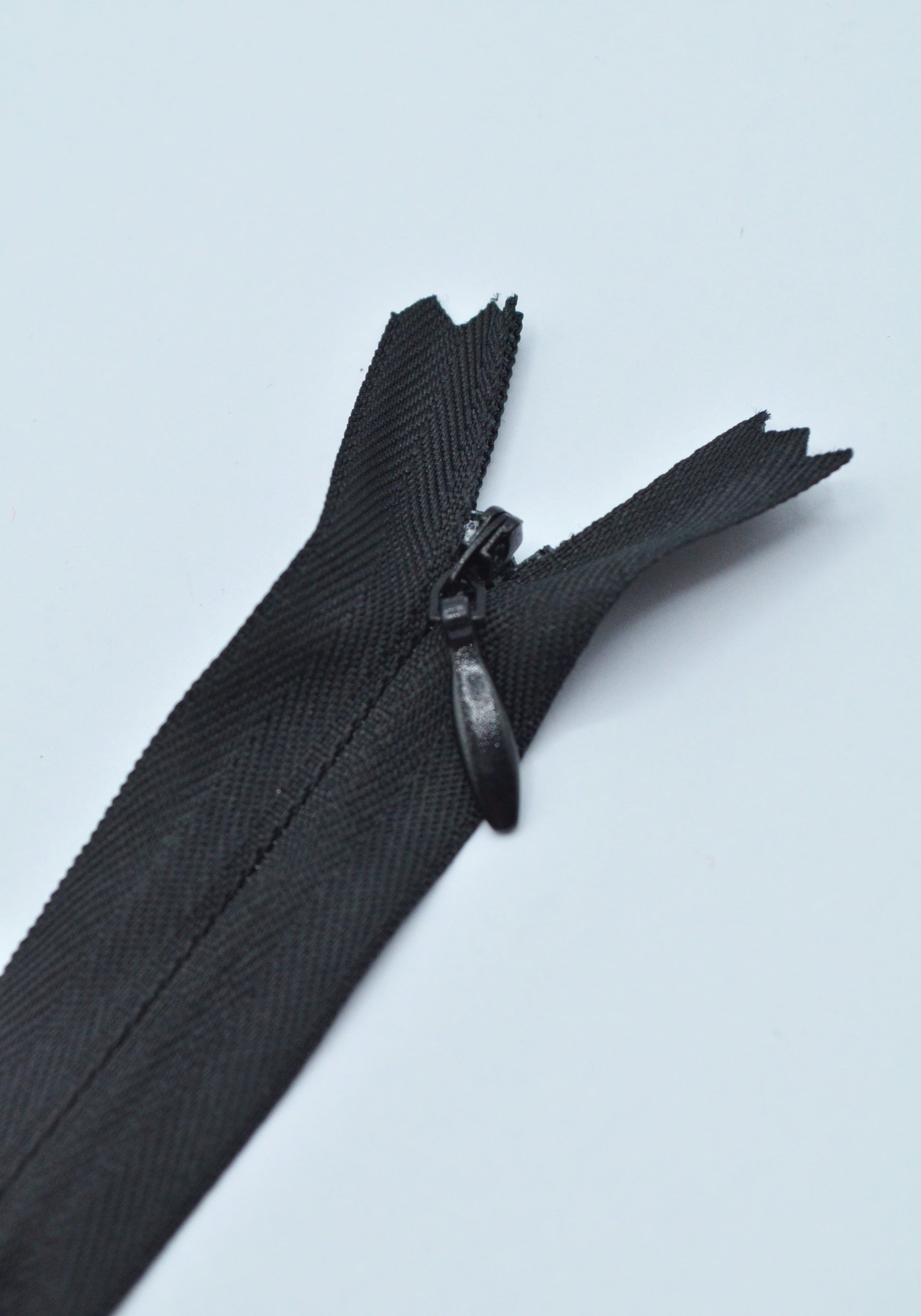 Fermoar Ascuns Pe Panza 30cm, Negru