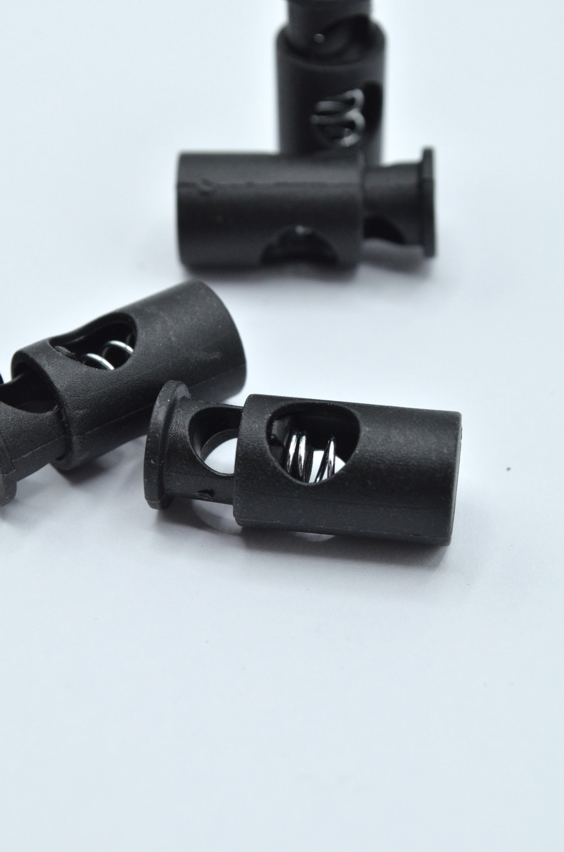 Opritori Din Plastic 10x25mm, Negru