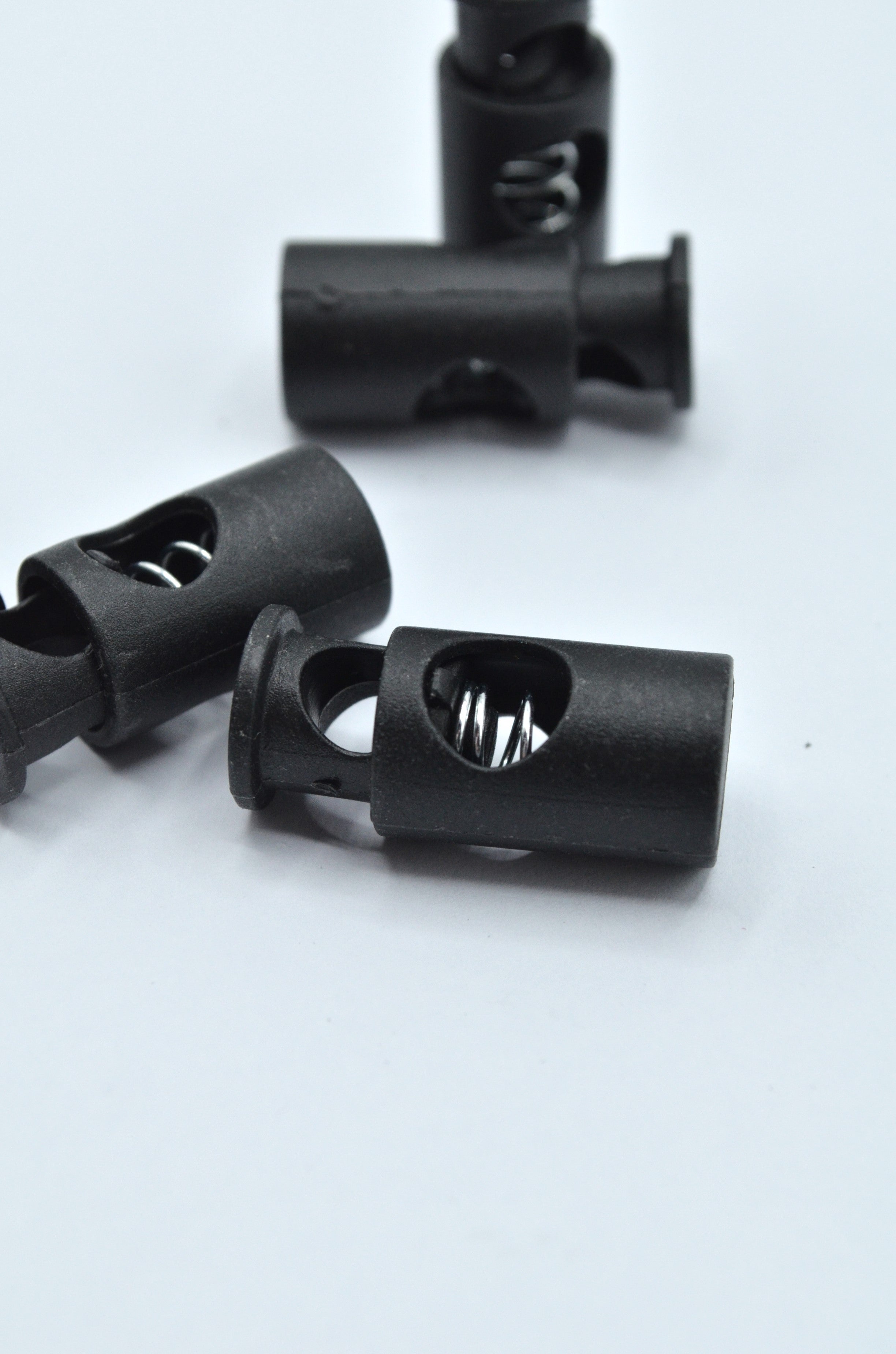 Opritori Din Plastic 10x25mm, Negru