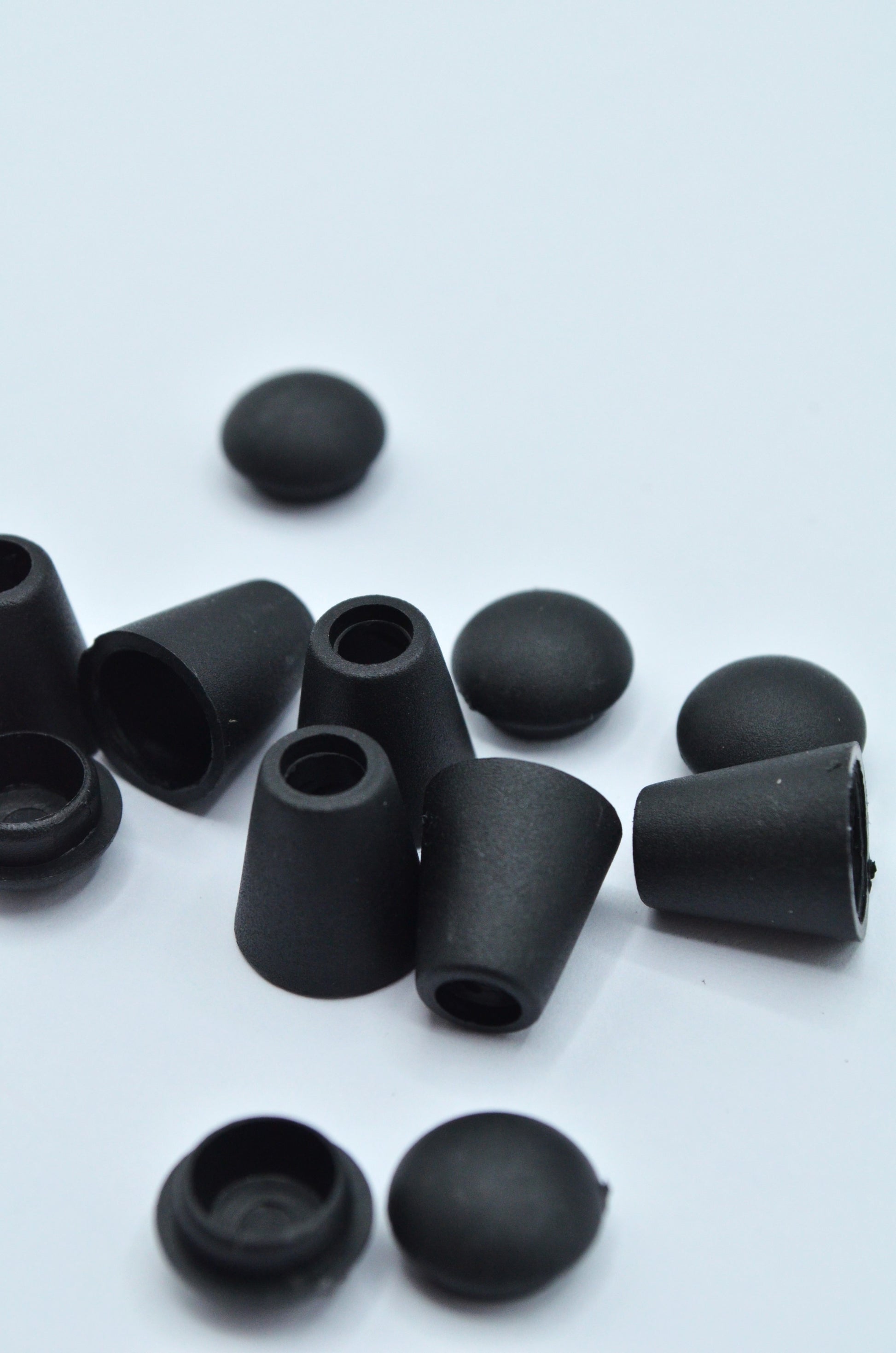 Capete Snur Cu Capac 12x14mm, Negru