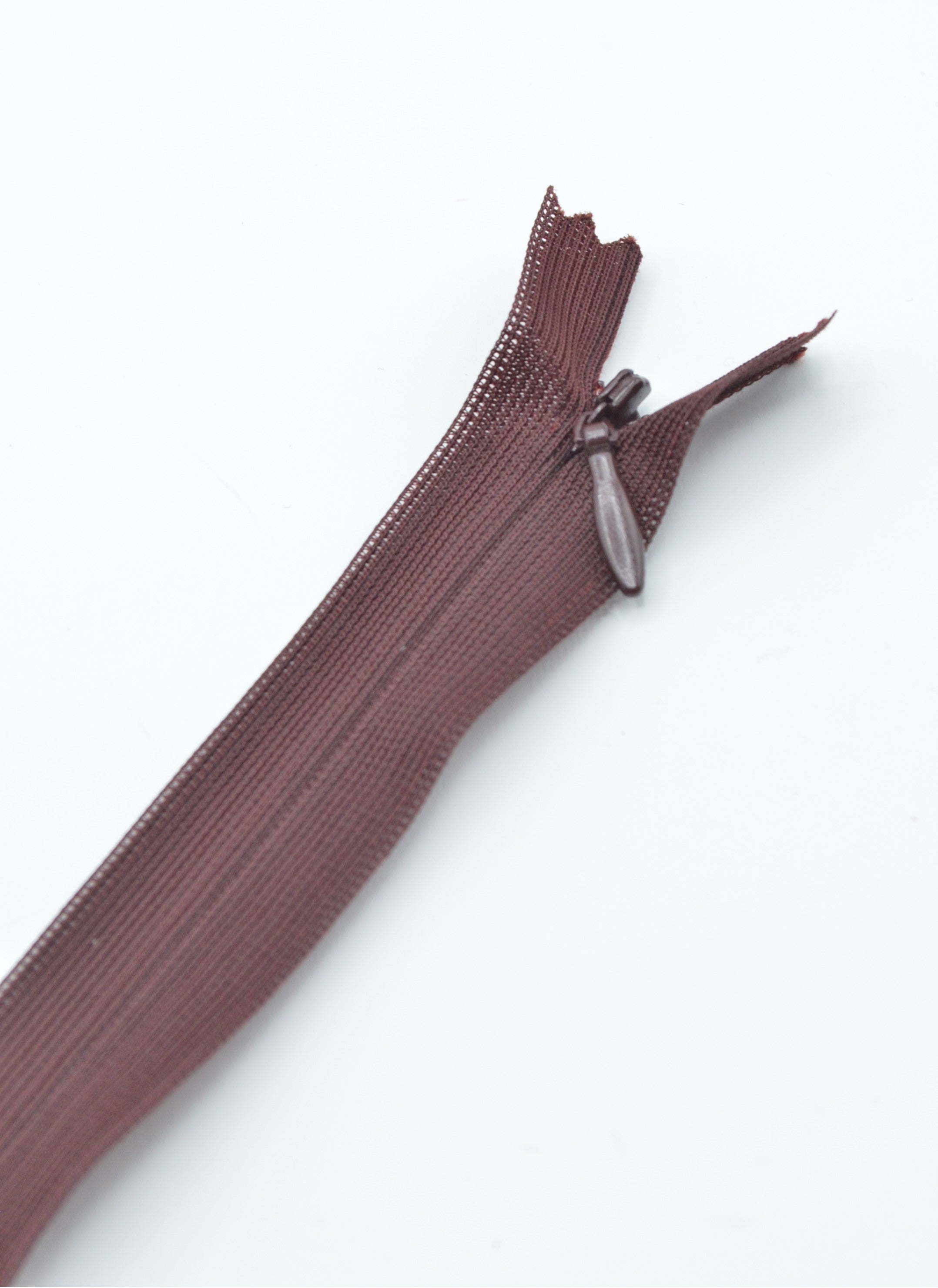 Fermoar Ascuns 19cm, Grena