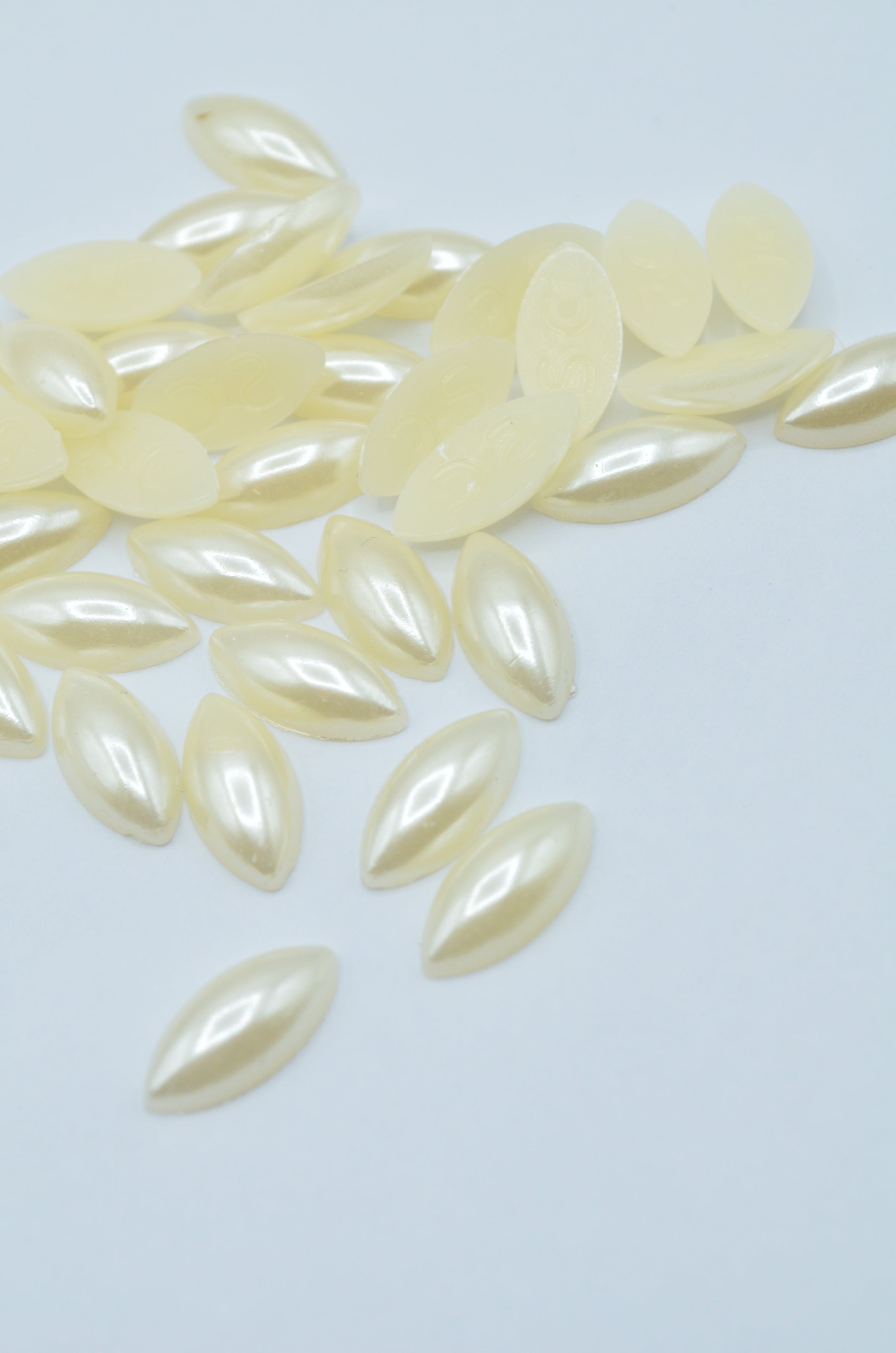 Jumatati De Perle Crem Unt 7x15mm, 20-30gr/Punga