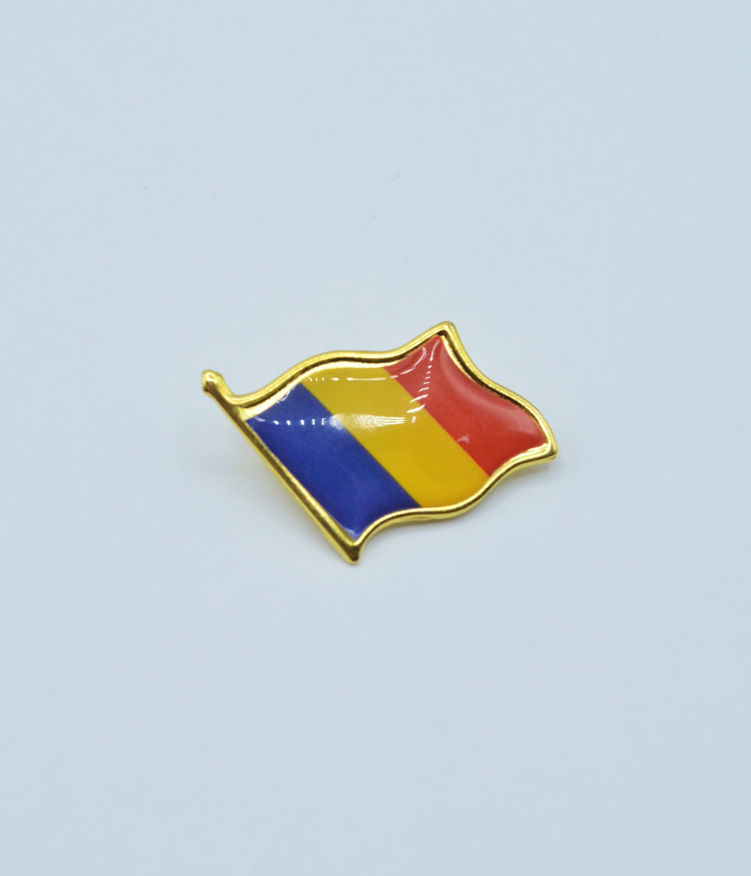 Insigna tricolor 17x20mm