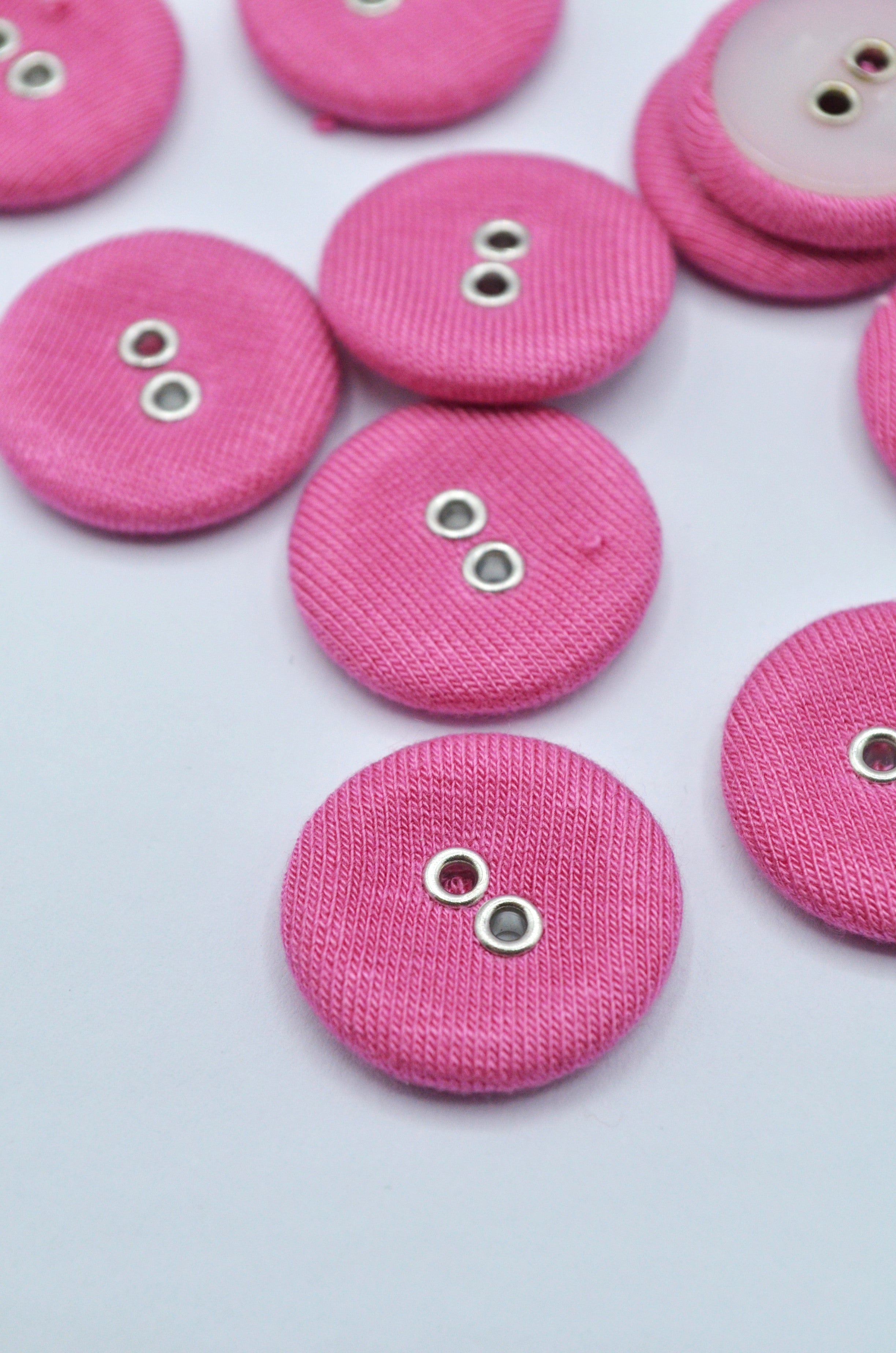 Nasturi De Imbracat 20mm - Roz