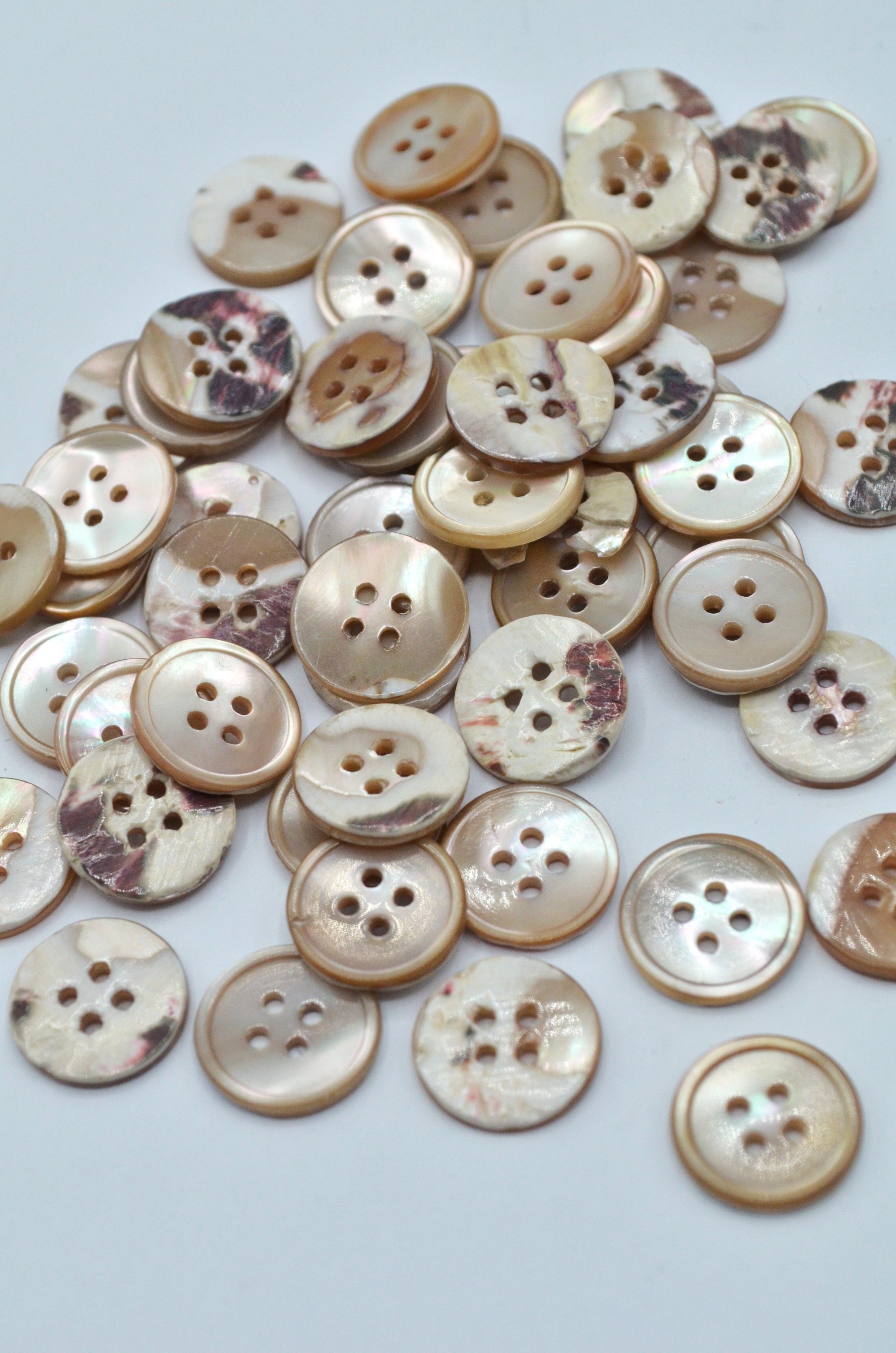 Nasturi Din Sidef 13mm