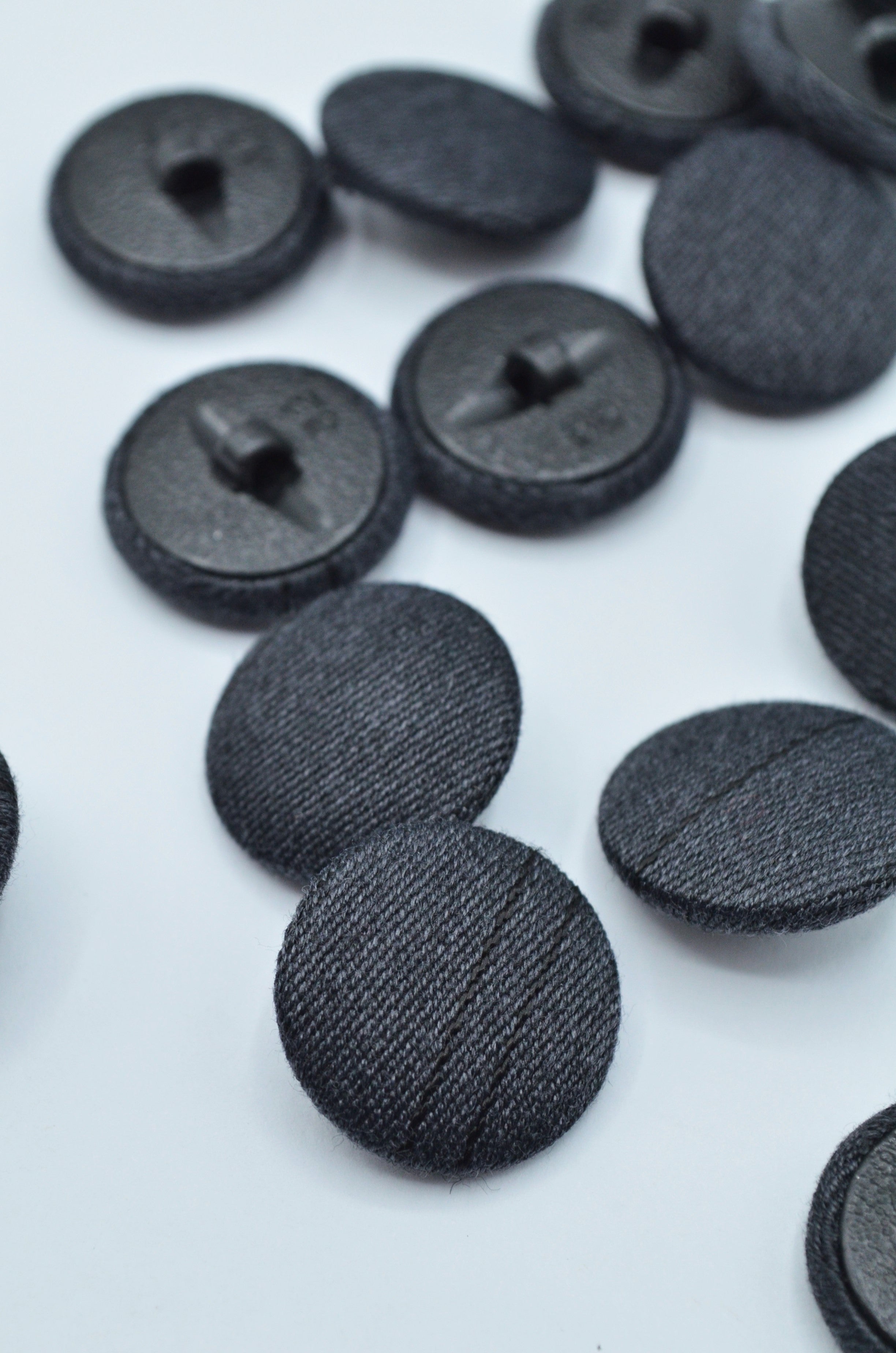 Nasturi De Imbracat 20mm - Gri