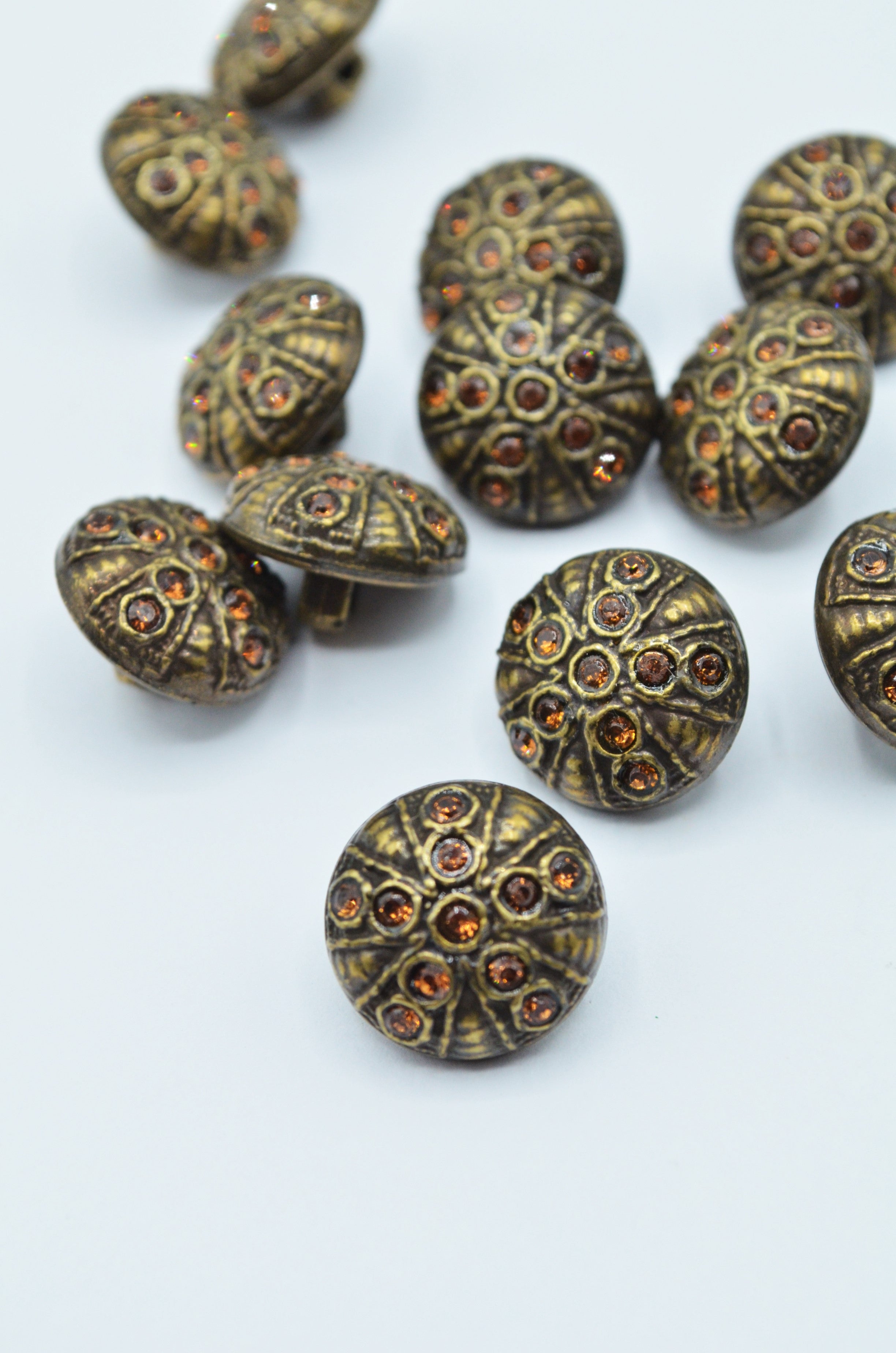 Nasturi De Plastic Cu Strasuri 15mm