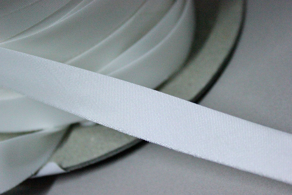 Paspoal Satinat Fara Snur (Alb) 15mm