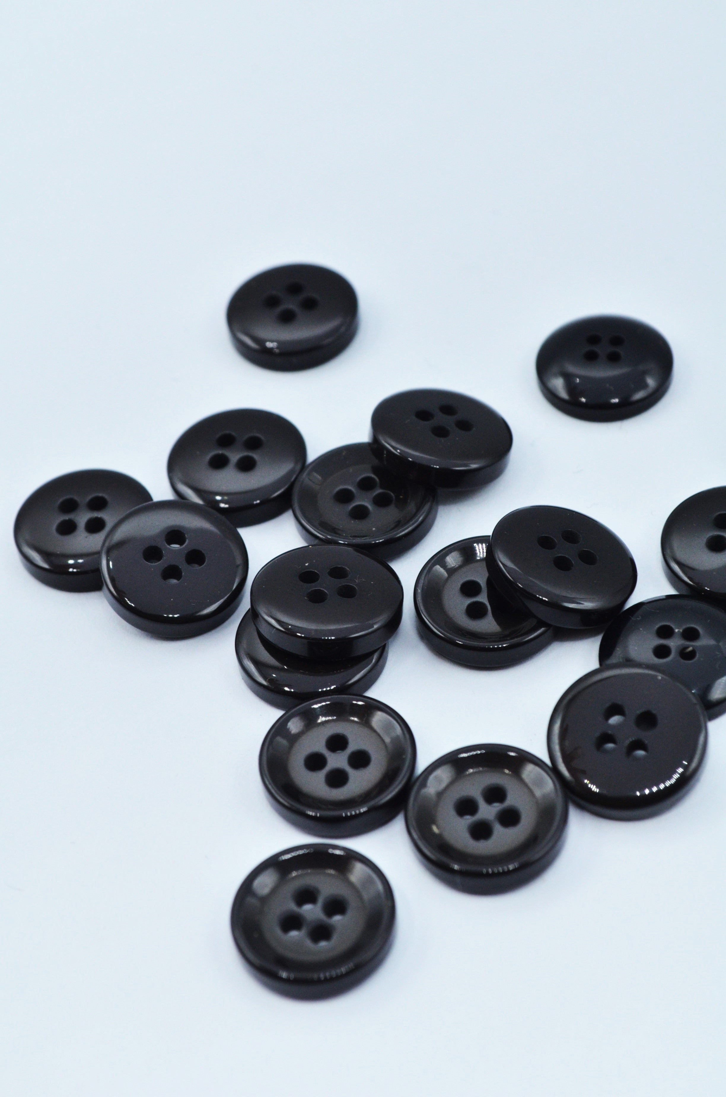 Nasturi De Plastic 15mm, Maro Inchis