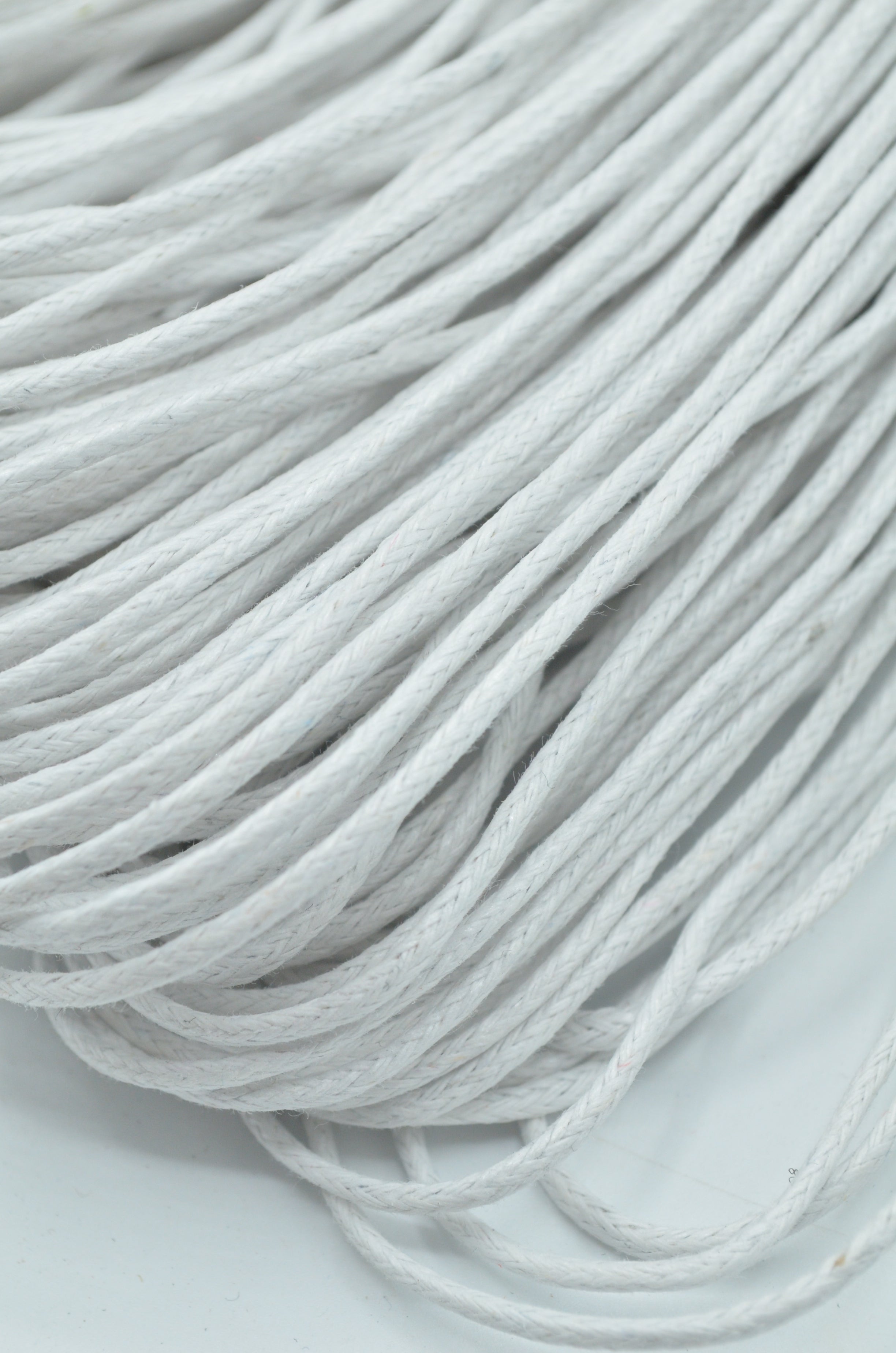 Snur De Bumbac Cerat 2mm, Alb