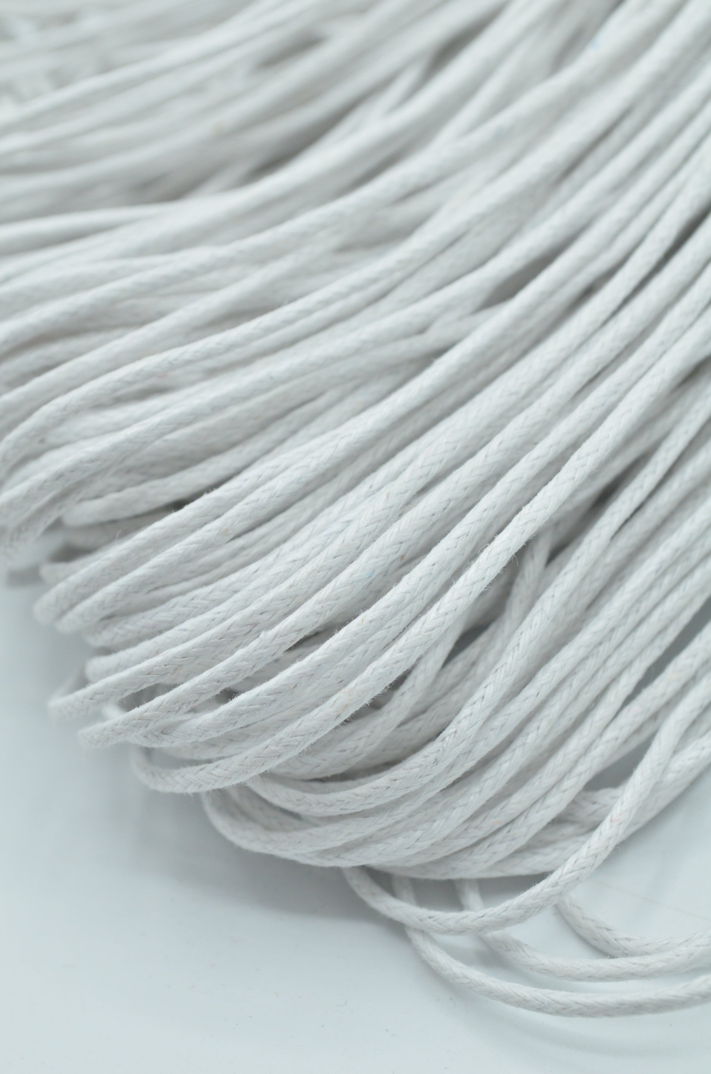 Snur De Bumbac Cerat 2mm, Alb